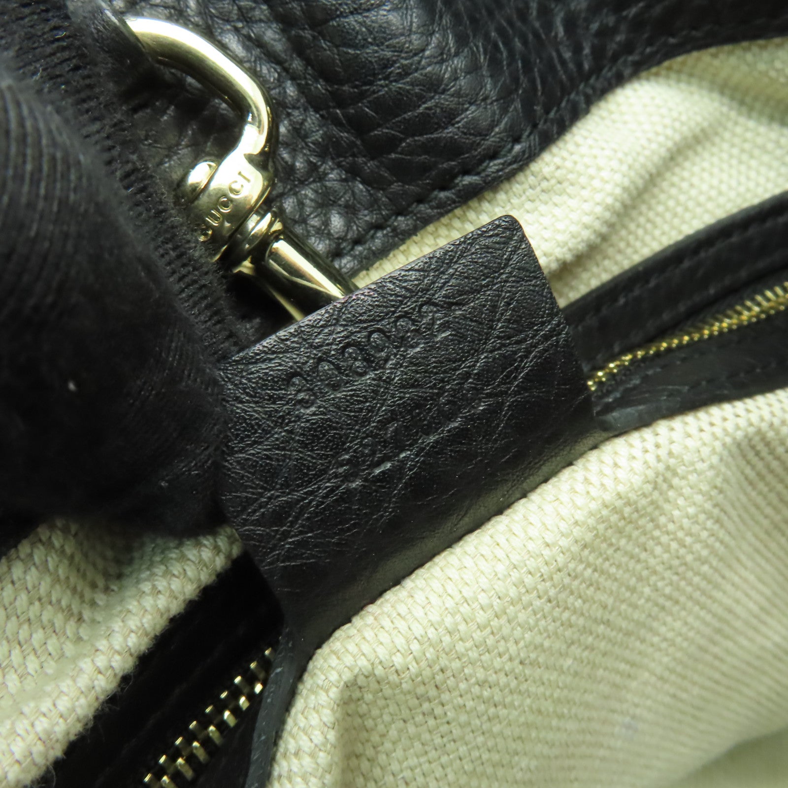GUCCI 牛皮皮革Chain Shoulder Bag金扣鏈帶肩背袋黒色