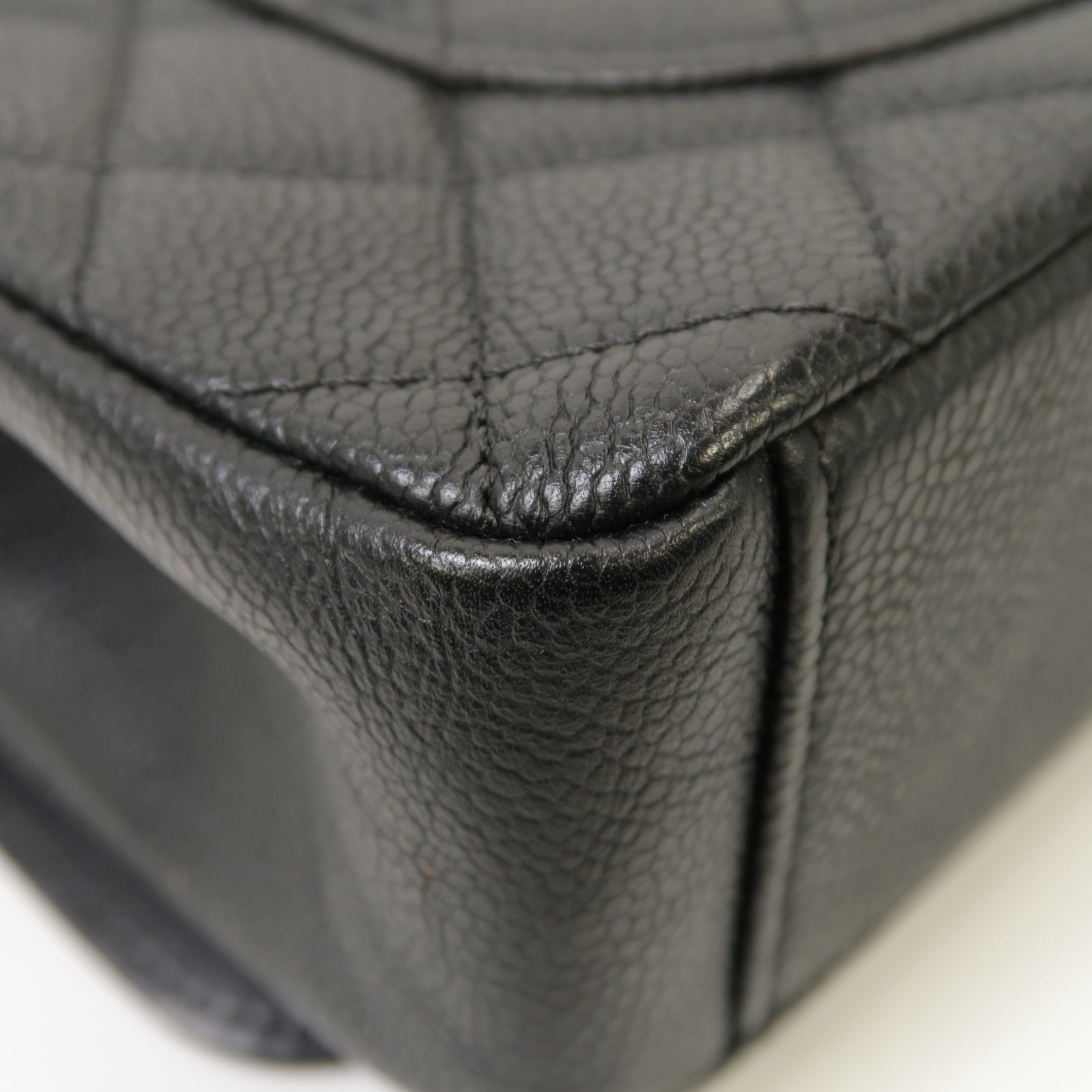 CHANEL 菱格Caviar皮革Chain Shoulder Bag金扣鏈帶肩背袋黒色