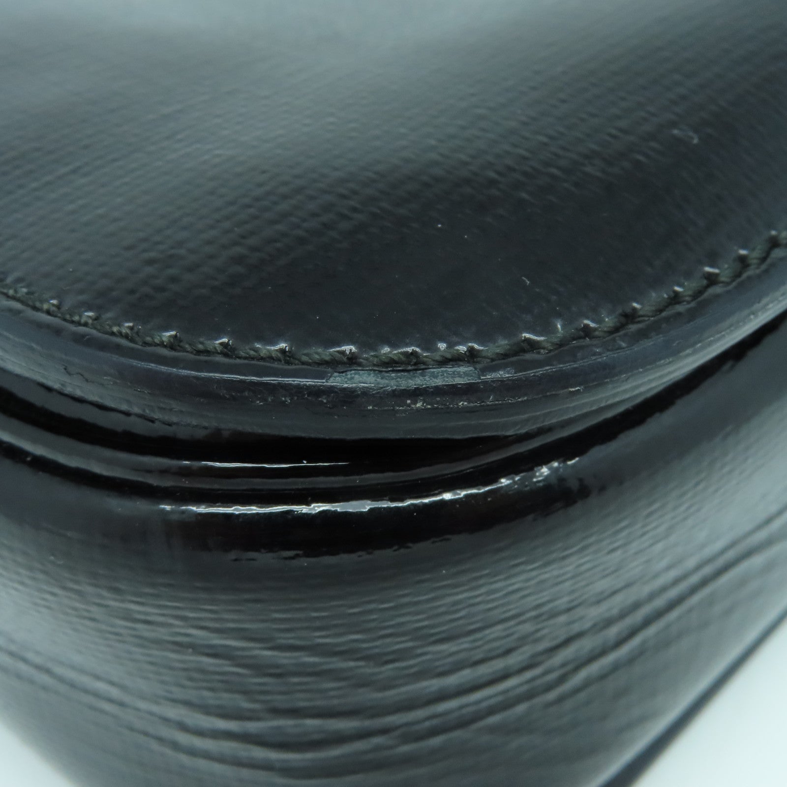 SAINT LAURENT 漆皮皮革Shoulder Bag金扣肩背袋黑色