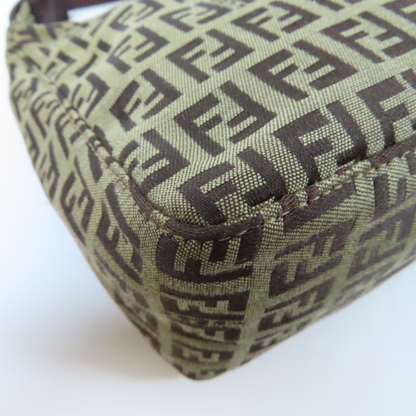 FENDI 帆布Zucchino金扣手挽袋啡色