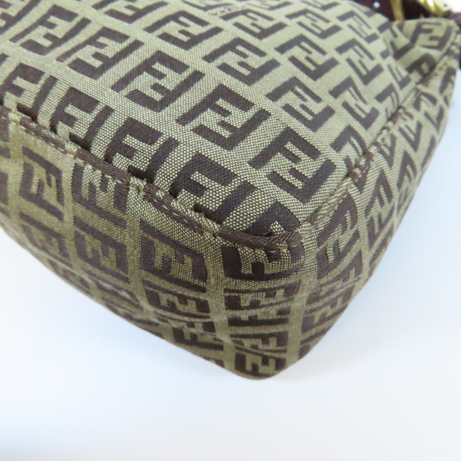 FENDI 帆布Zucchino金扣手挽袋啡色