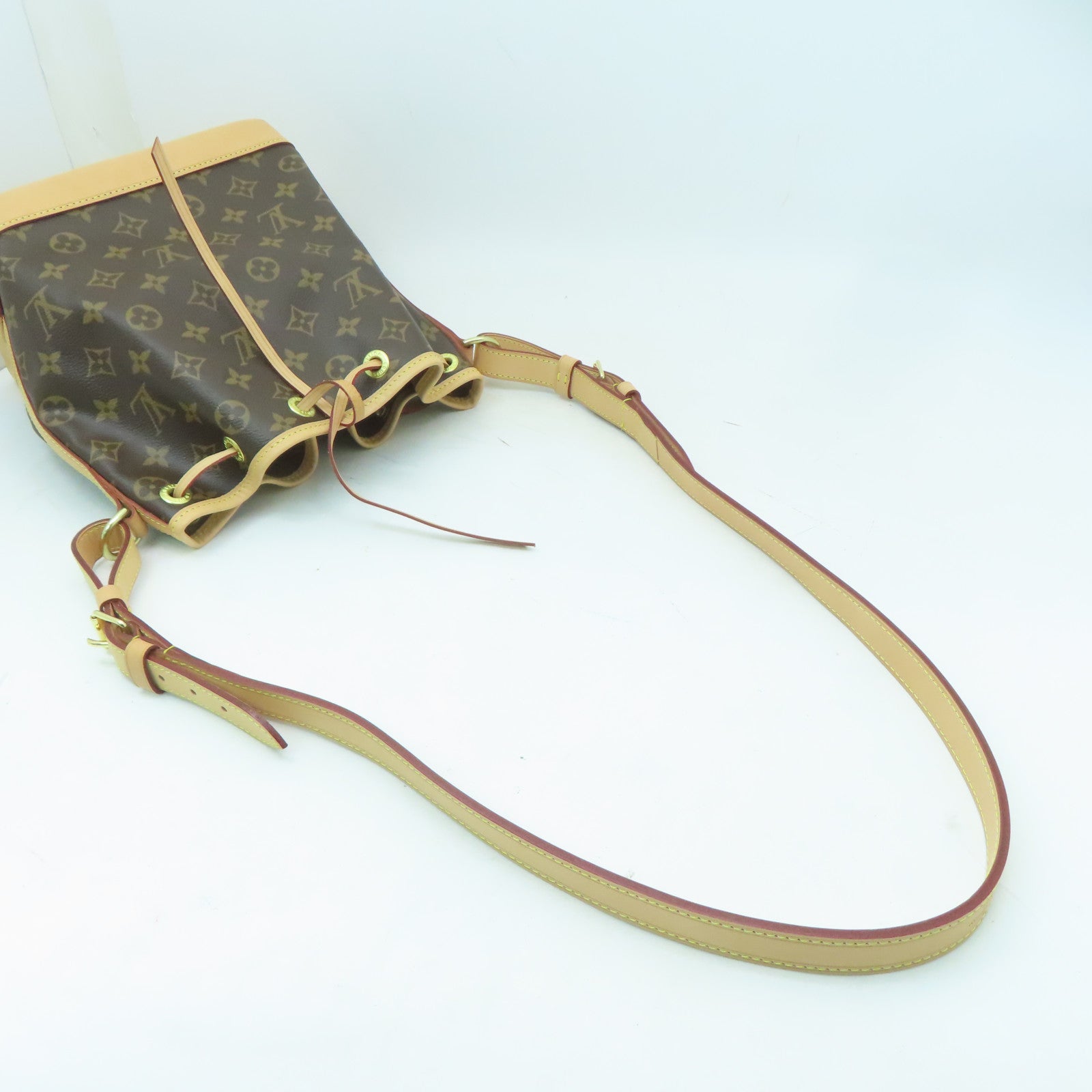 LOUIS VUITTON Monogram Noe BB金扣肩背袋啡色