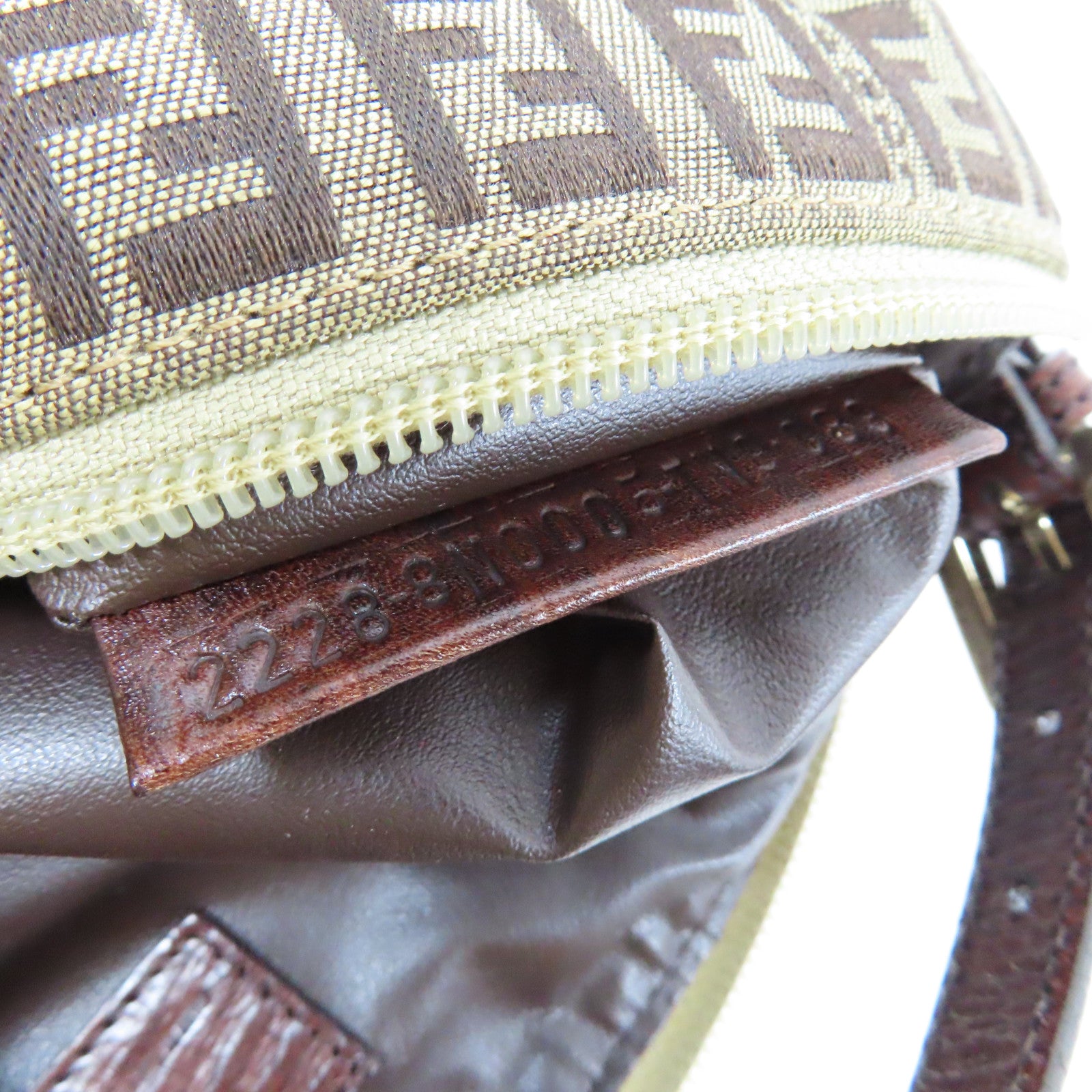 FENDI 帆布Zucchino金扣手挽袋啡色