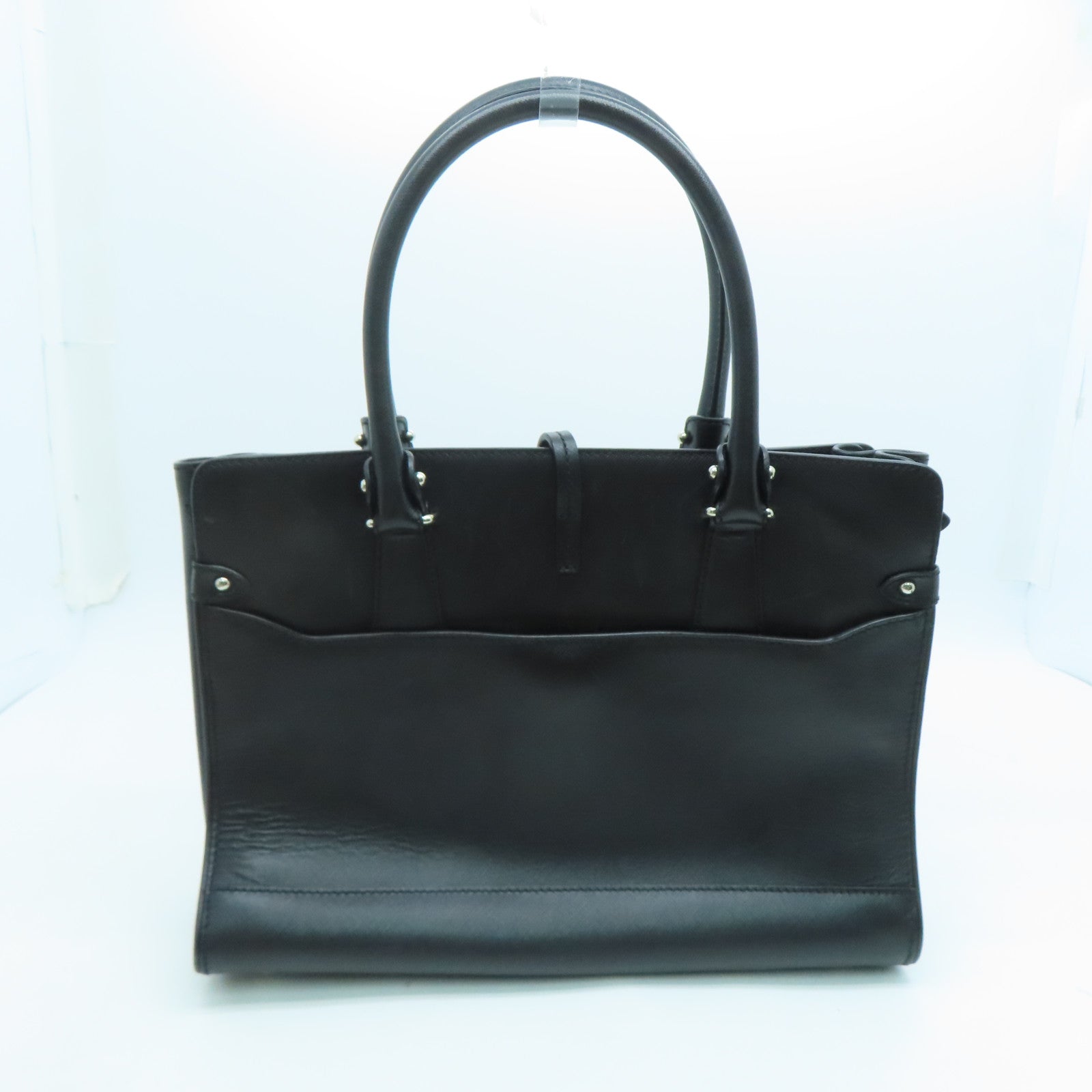 Salvatore Ferragamo 【激減優惠】牛皮皮革Hand Bag銀扣手挽袋黑色