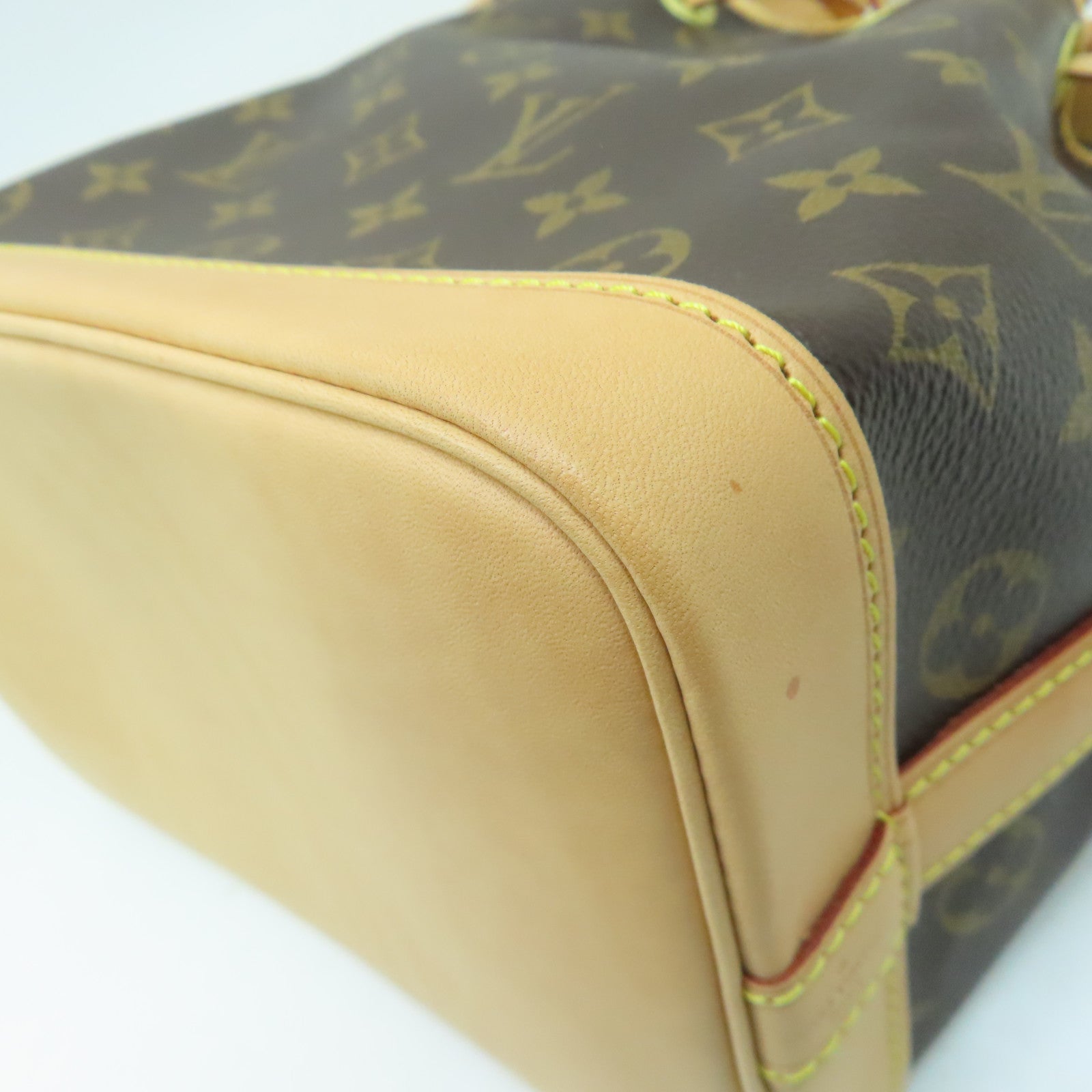 LOUIS VUITTON Monogram Noe BB金扣肩背袋啡色