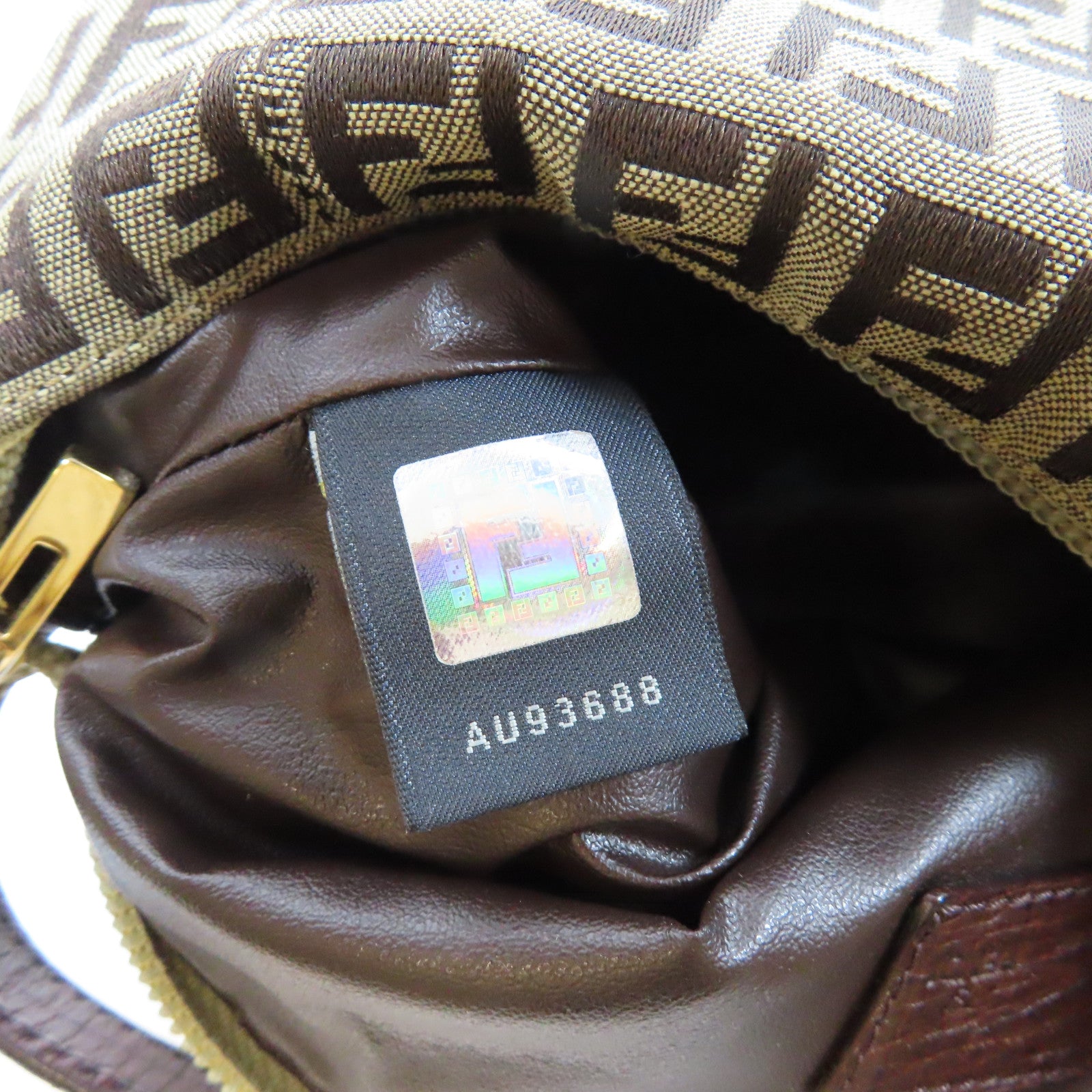 FENDI 帆布Zucchino金扣手挽袋啡色