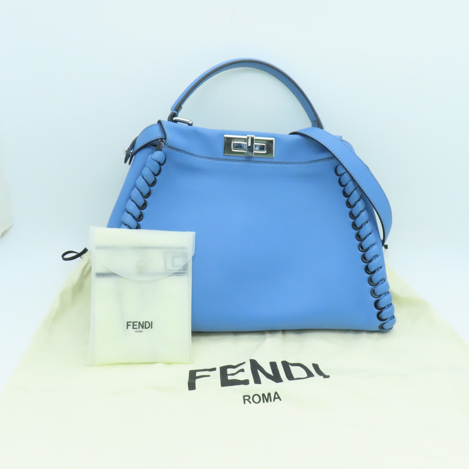 FENDI 牛皮皮革Peekaboo 2 way Shoulder银扣手挽肩背袋蓝色