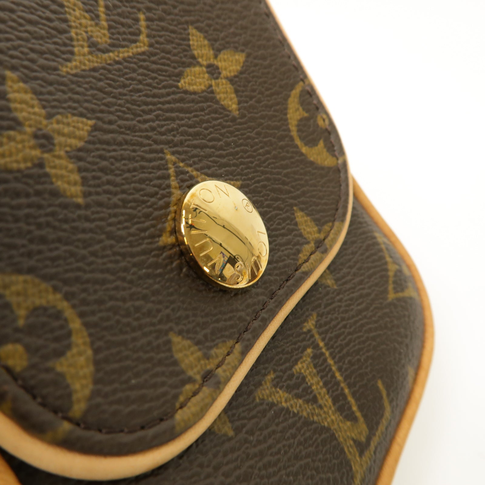 LOUIS VUITTON Monogram Pochette Turam Pouch金扣肩背袋棕色