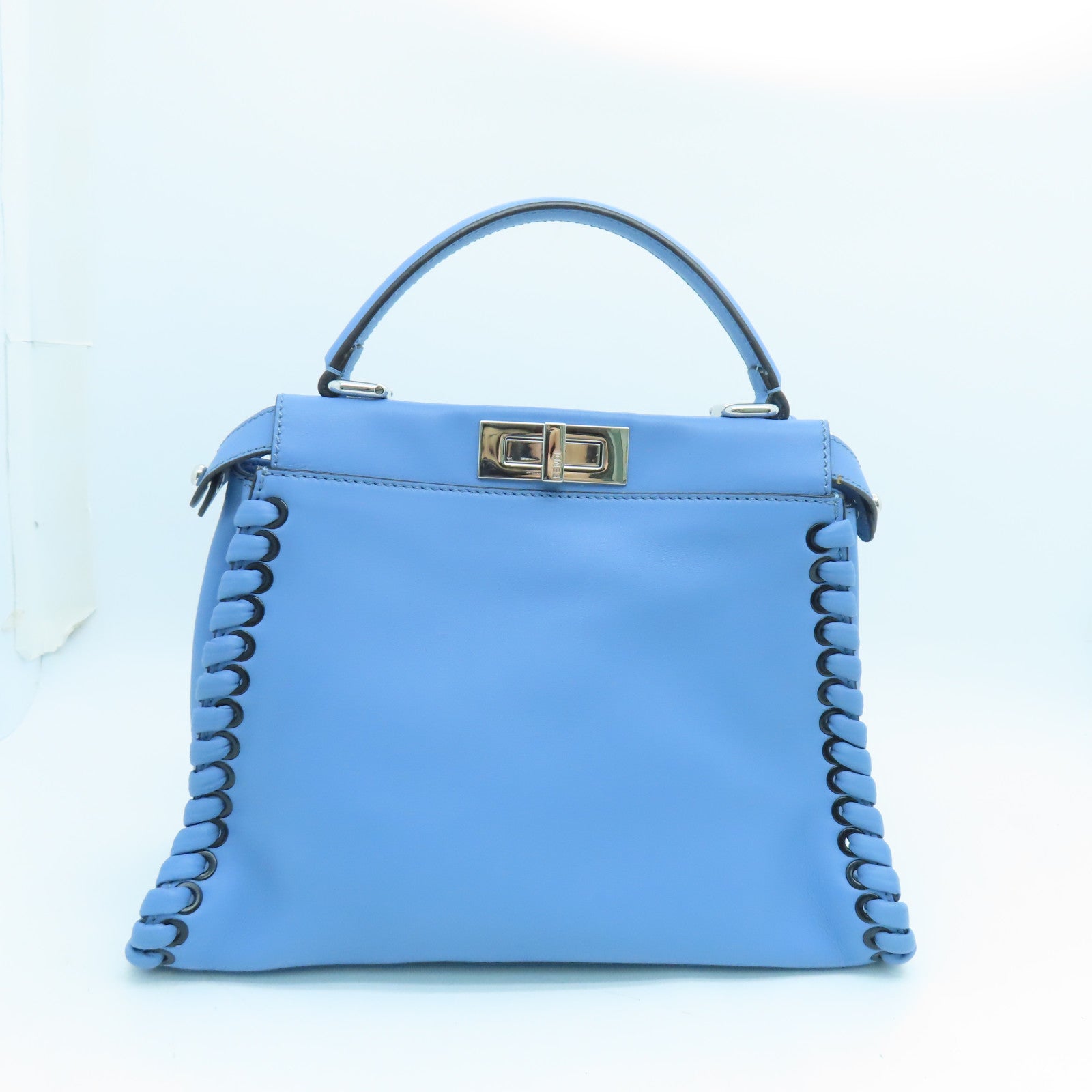 FENDI 牛皮皮革Peekaboo 2 way Shoulder银扣手挽肩背袋蓝色