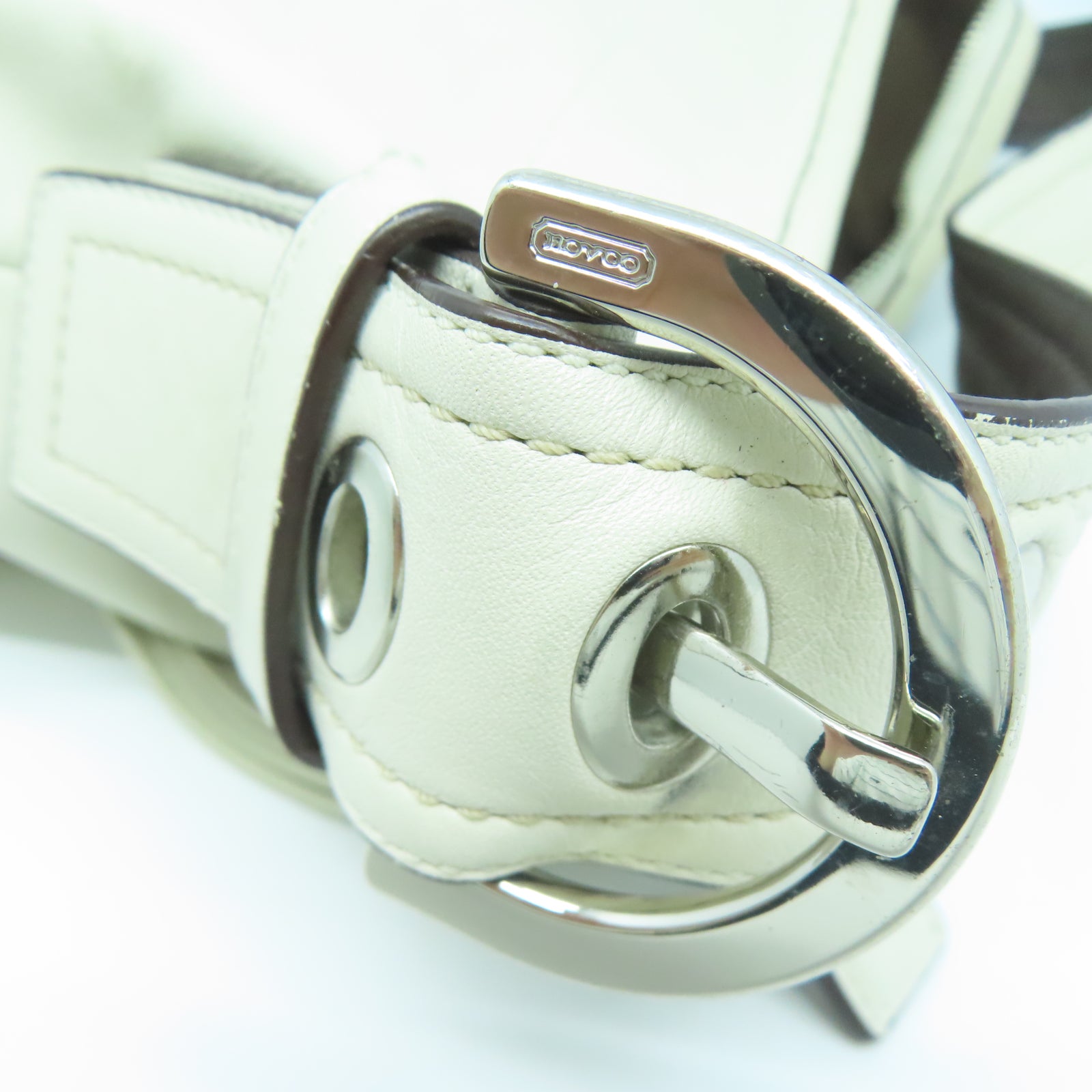COACH 牛皮皮革Shoulder Bag銀扣肩背袋白色