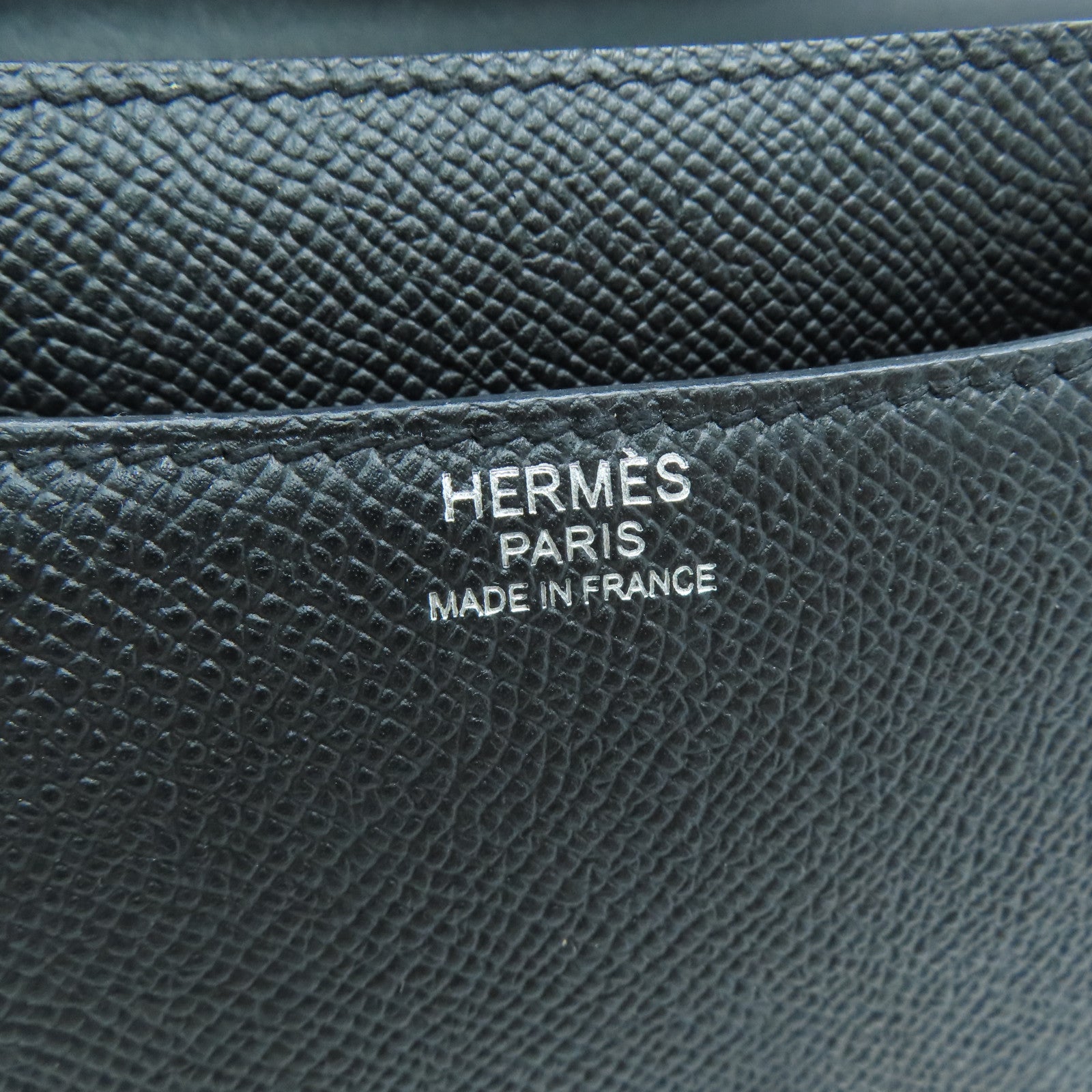HERMES 【激减优惠】Epsom皮革Constance 24 Enamel银扣肩背袋Noir/黑色
