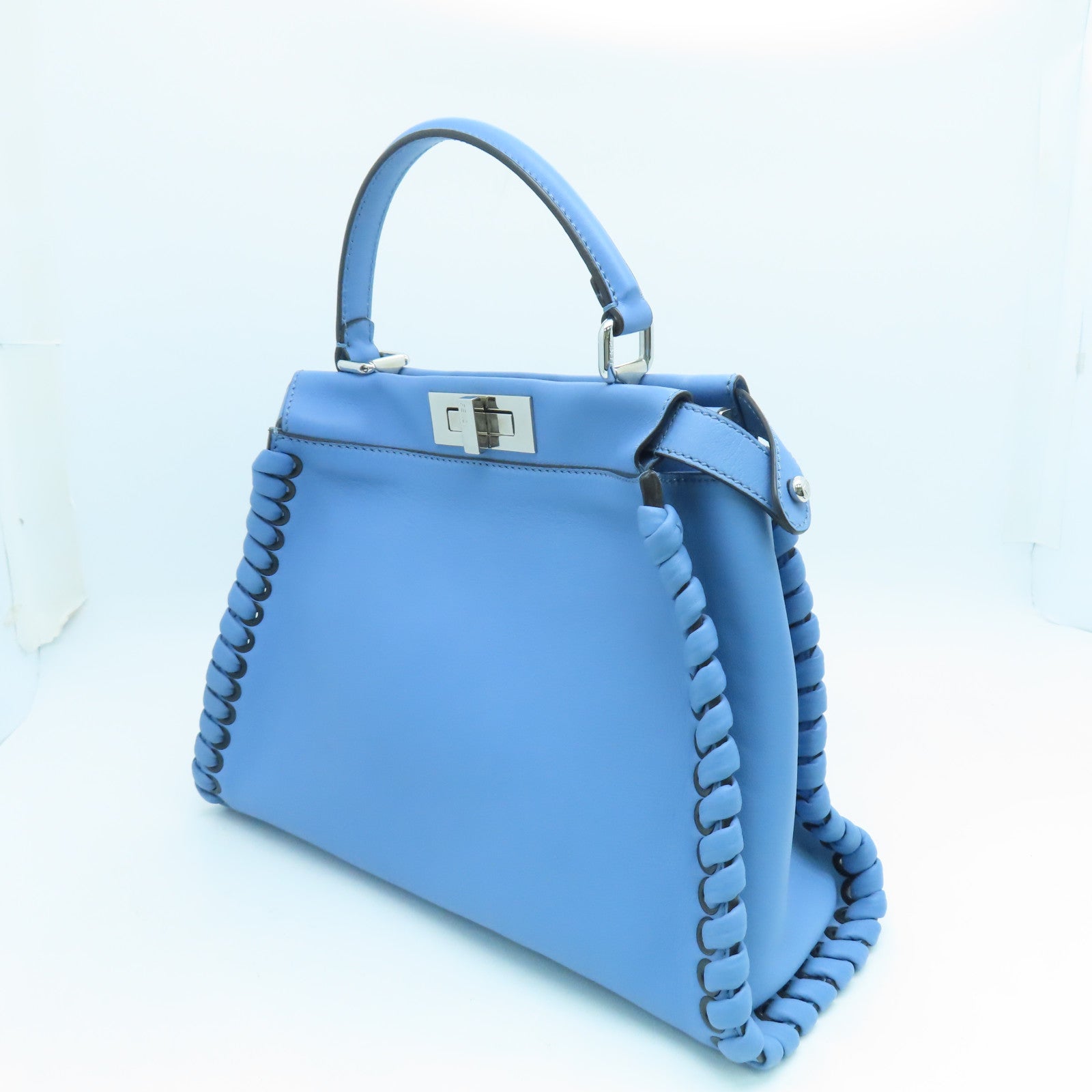 FENDI 牛皮皮革Peekaboo 2 way Shoulder银扣手挽肩背袋蓝色