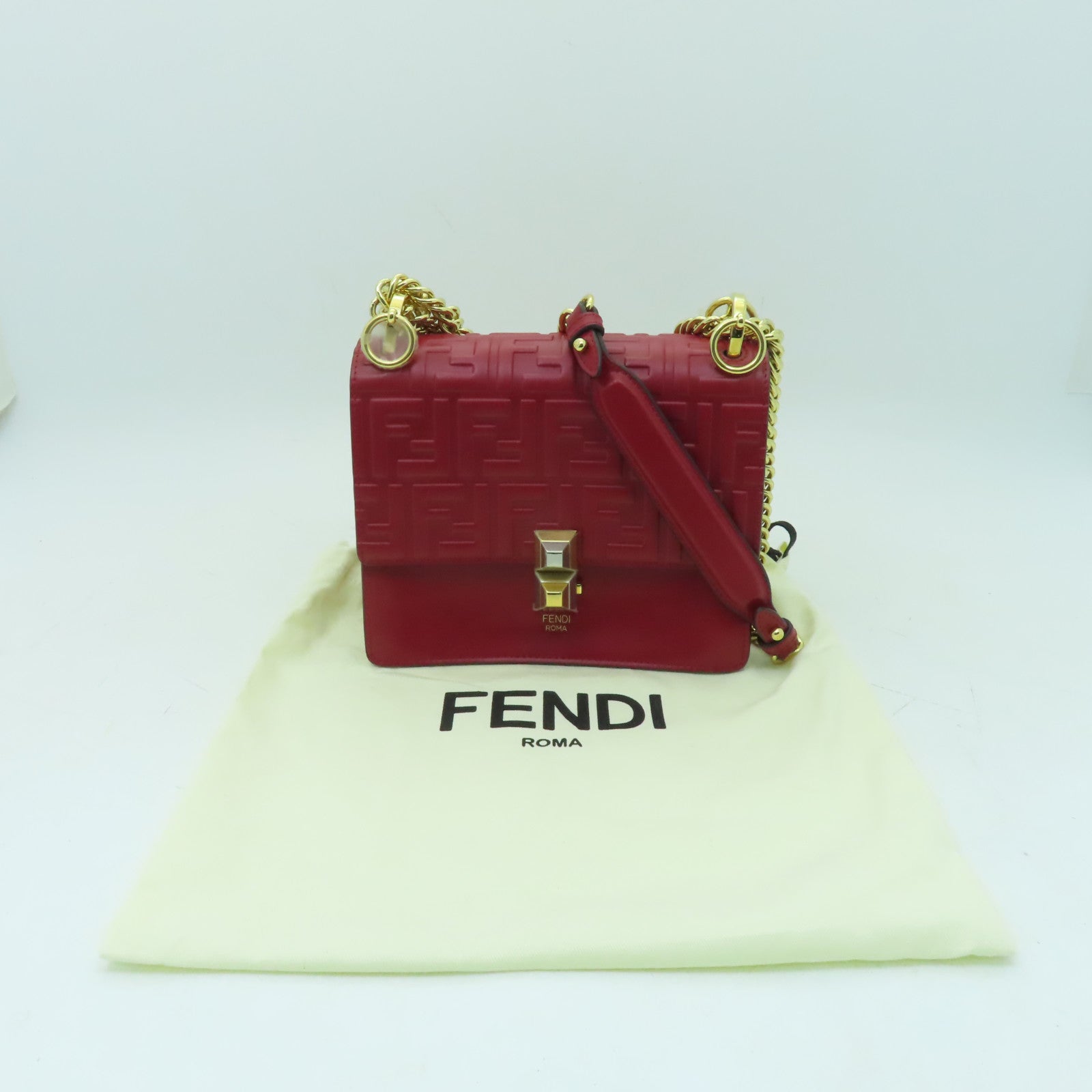 FENDI 牛皮皮革Kan I金扣鏈帶肩背袋紅色