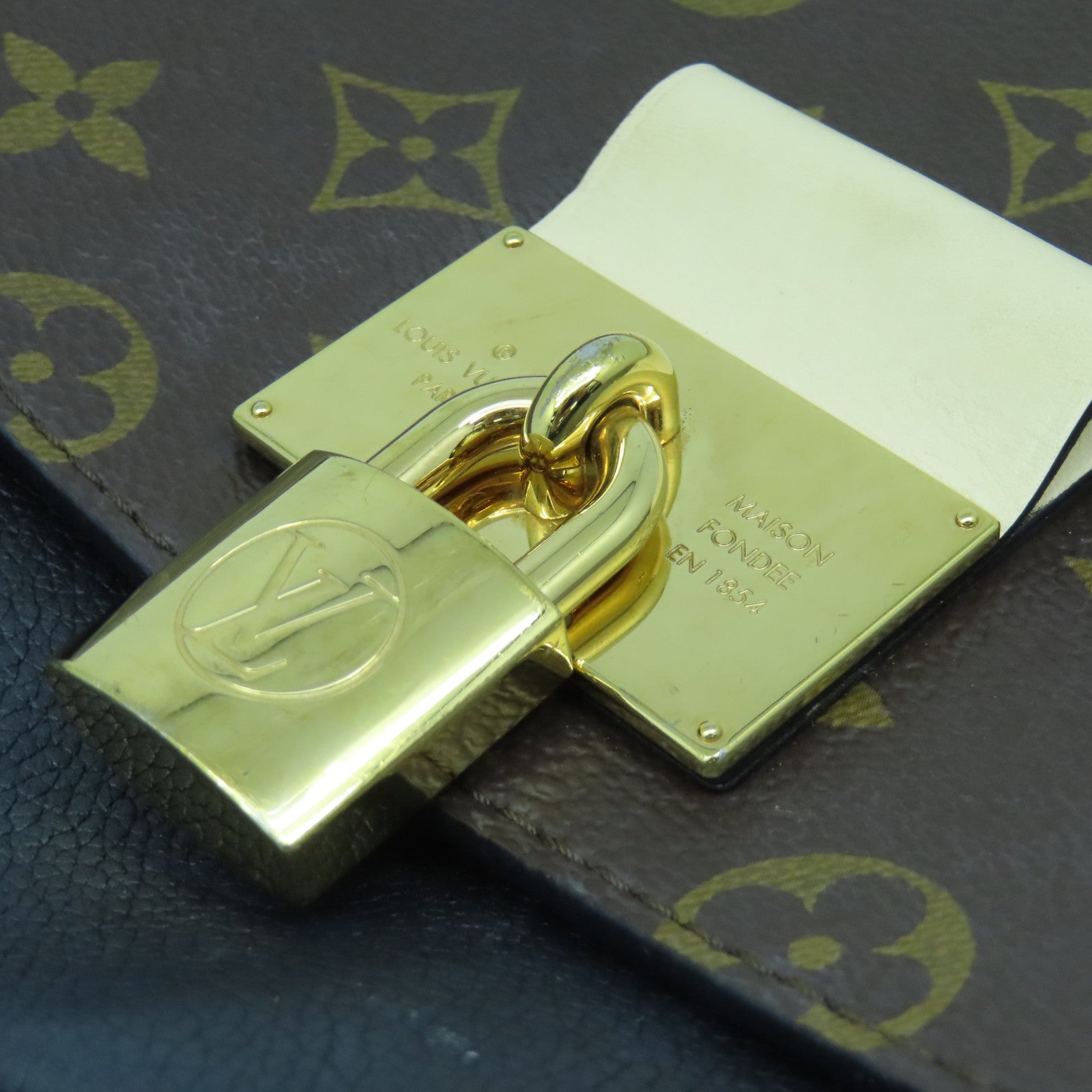 LOUIS VUITTON Monogram Vangurard金扣手挽肩背兩用袋啡色/黑色