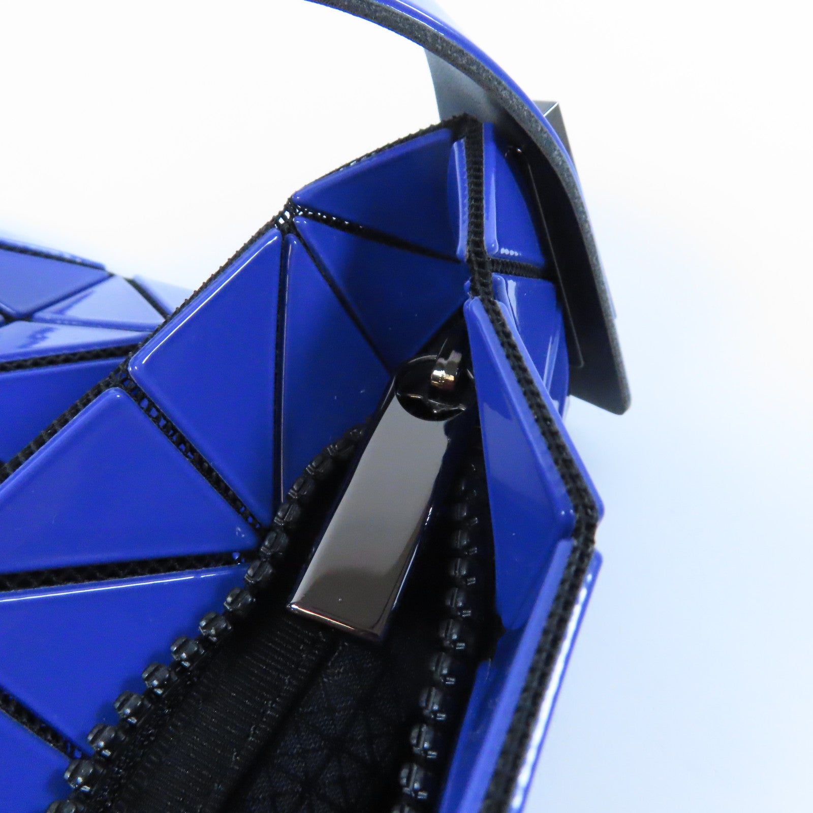 ISSEY MIYAKE PVC Handbag銀扣手挽袋藍色