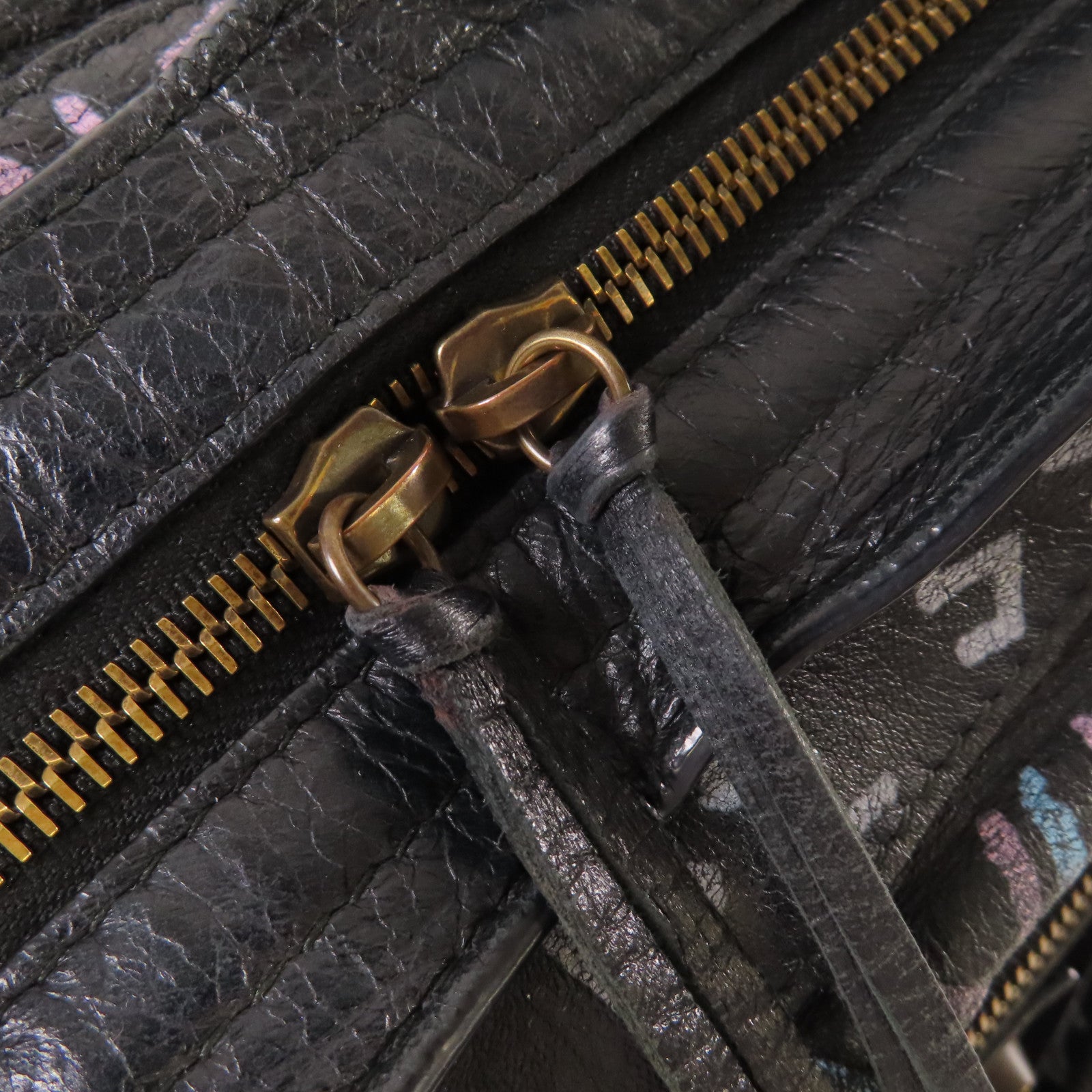 BALENCIAGA 牛皮皮革Graffiti City 2way Shoulder Bag金扣手挽肩背兩用袋黑色/彩色