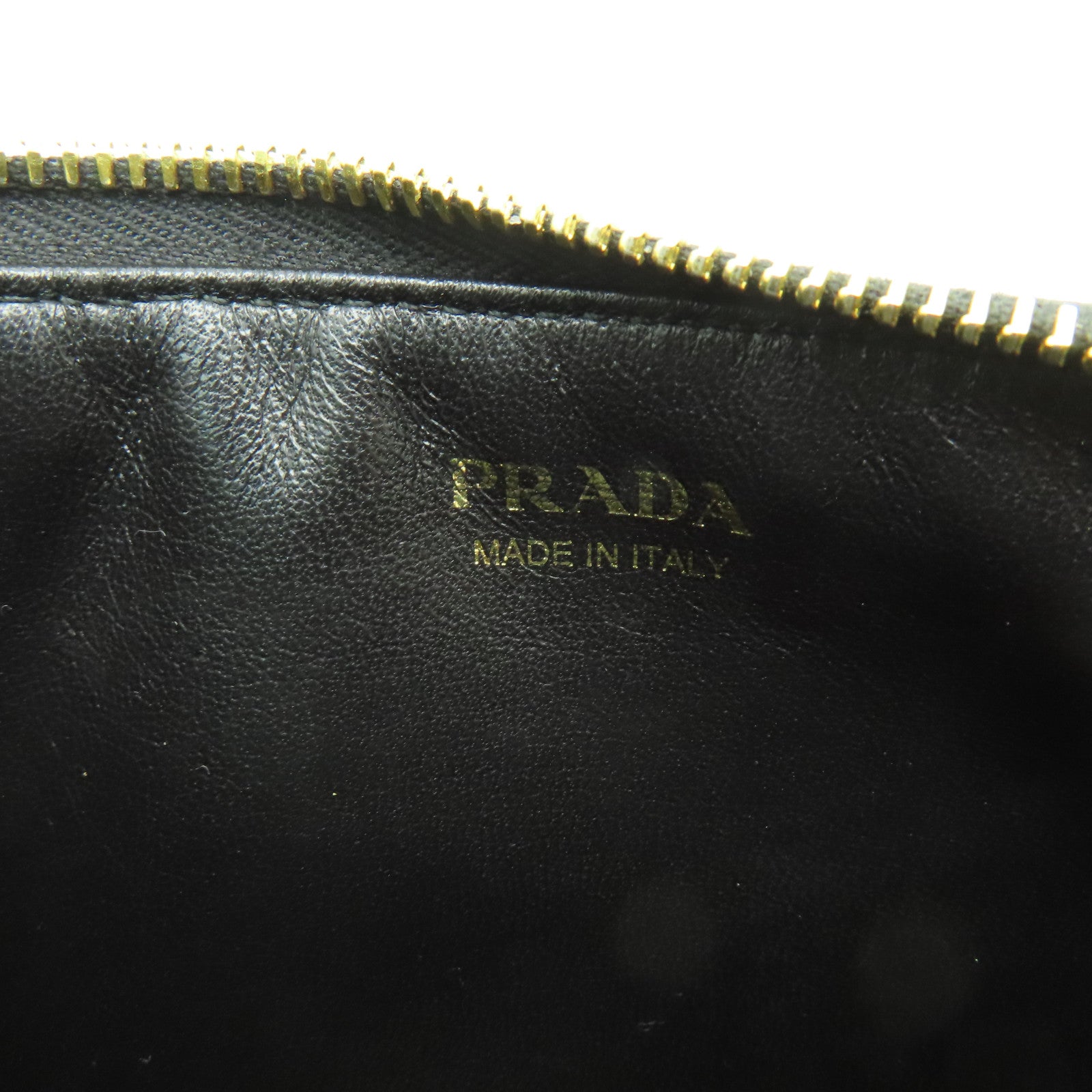 PRADA 牛皮皮革Card Case金扣卡片套黒色