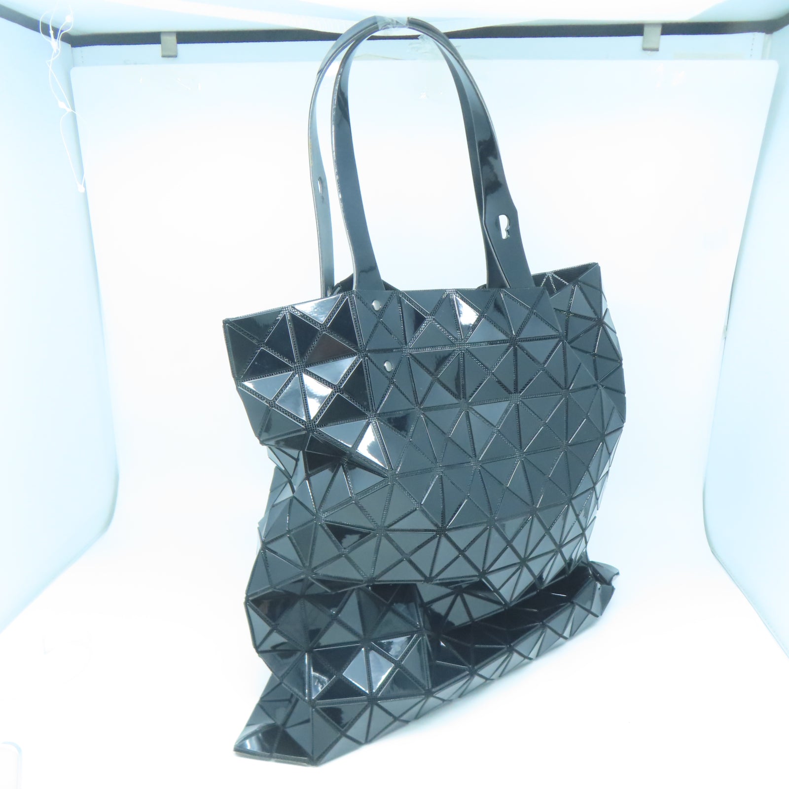 ISSEY MIYAKE 【激減優惠】塗層帆布Bao Bao銀扣手挽袋黑色