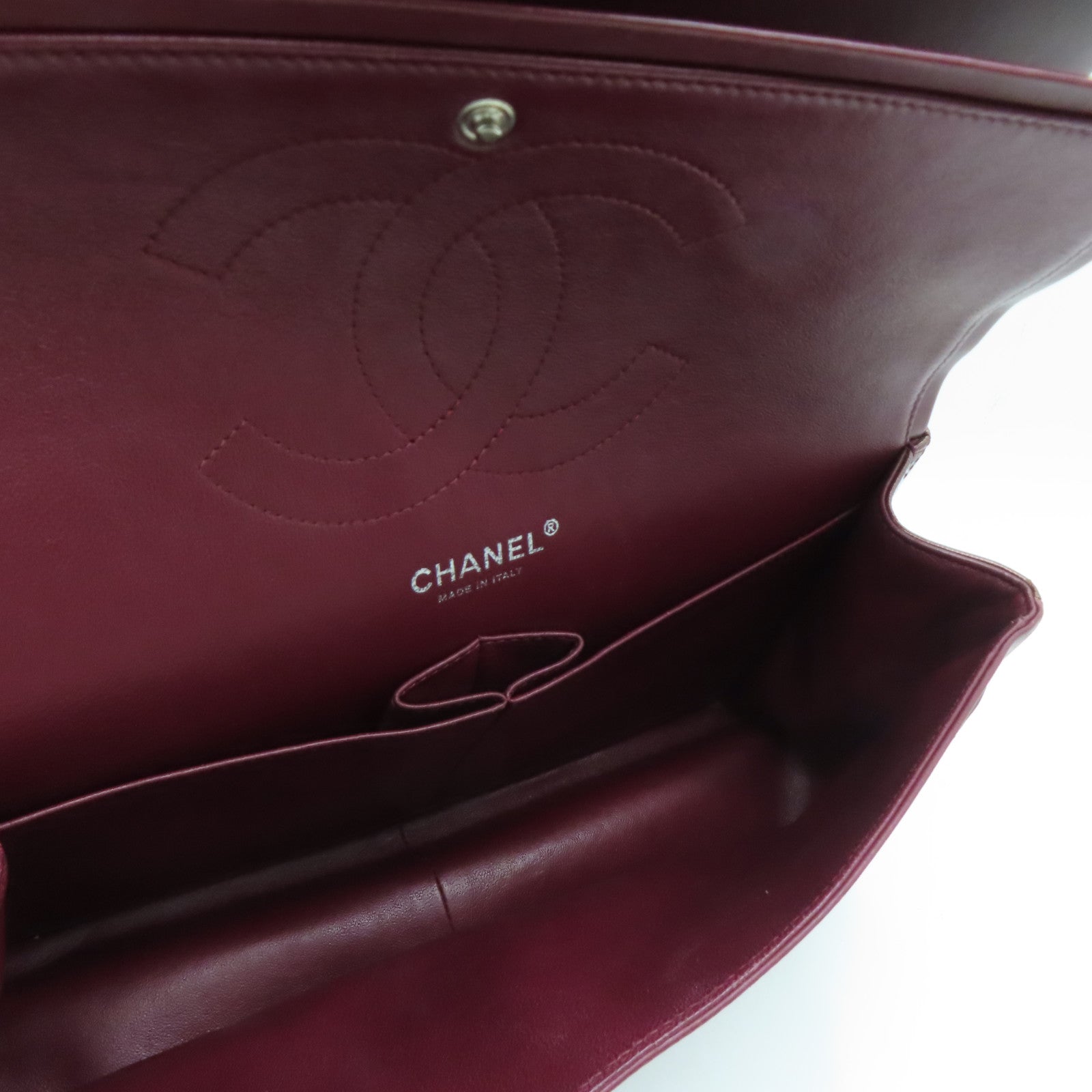 CHANEL 【激减优惠】菱格漆皮皮革Classic Jumbo银扣肩背袋酒红色/啡色