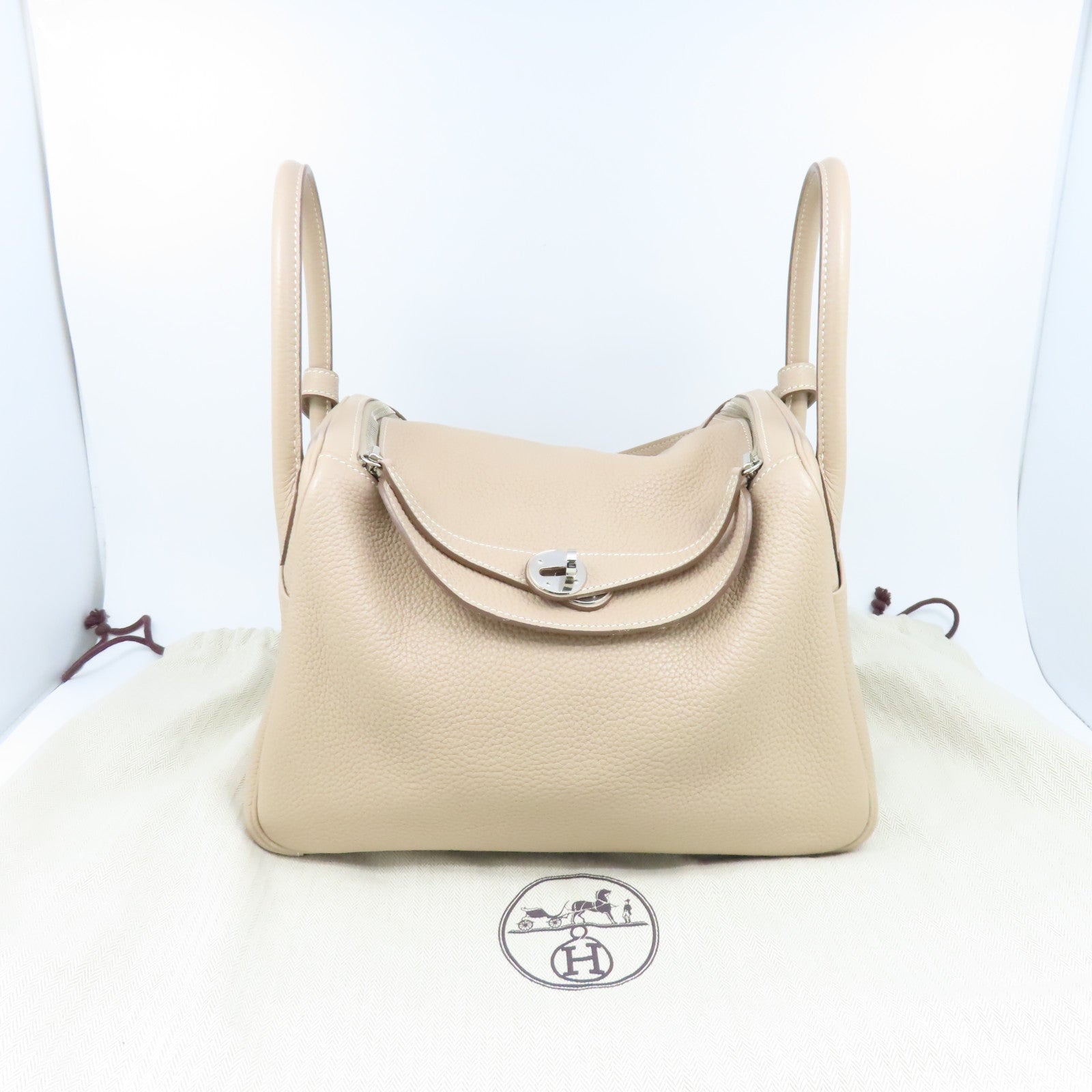 HERMES Clemence皮革Lindy 30銀扣手挽肩背兩用袋Gris Tourterelle米色