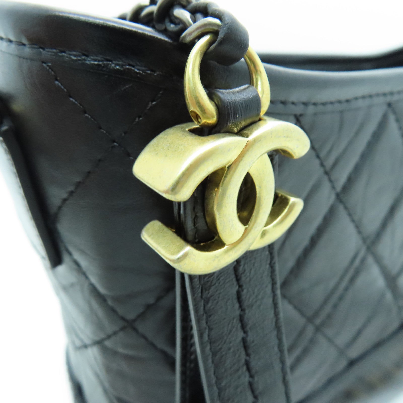CHANEL rhombic cowhide leather Gabrelle Medium gold and silver buckle shoulder bag black