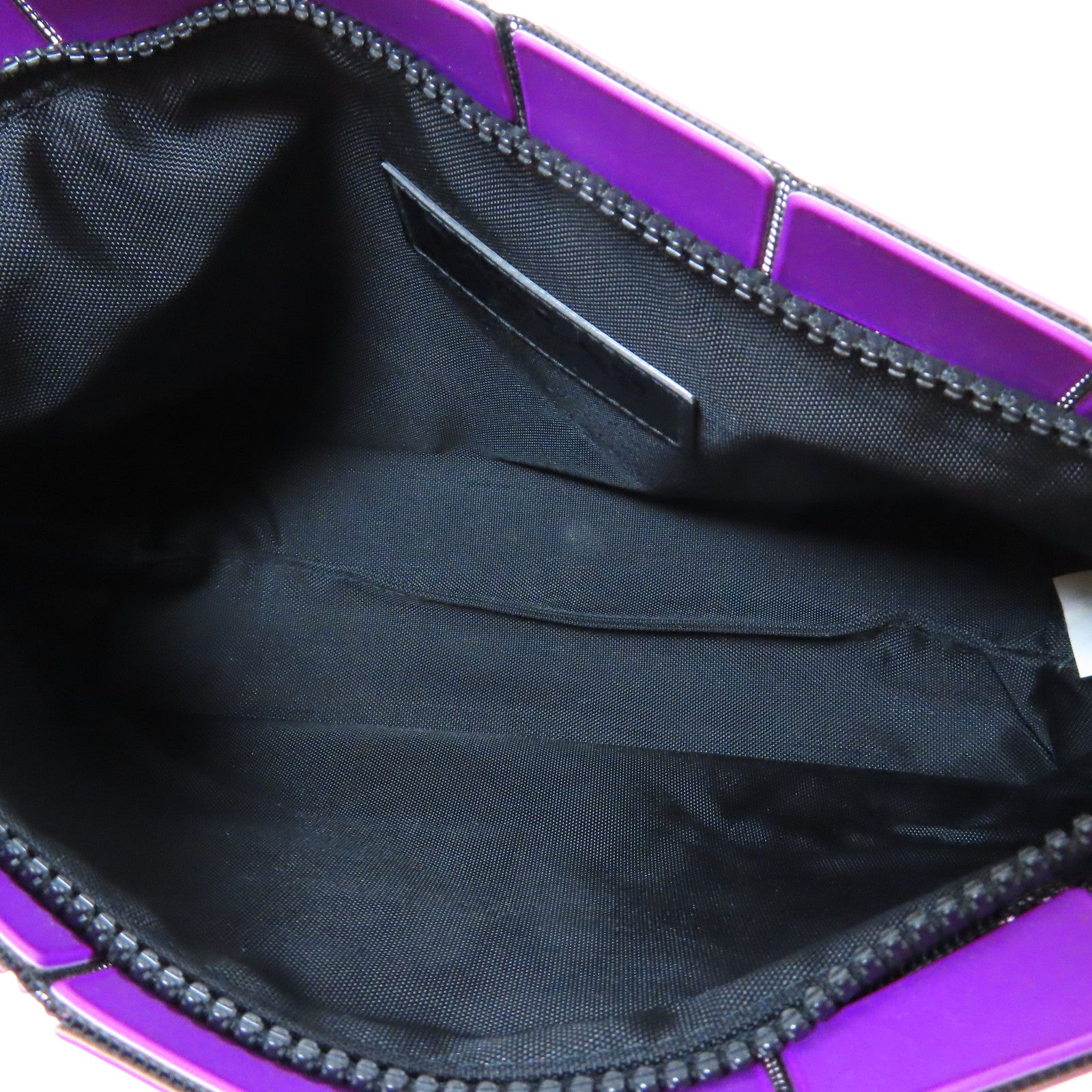 ISSEY MIYAKE PVC Pouch銀扣手拿包紫色