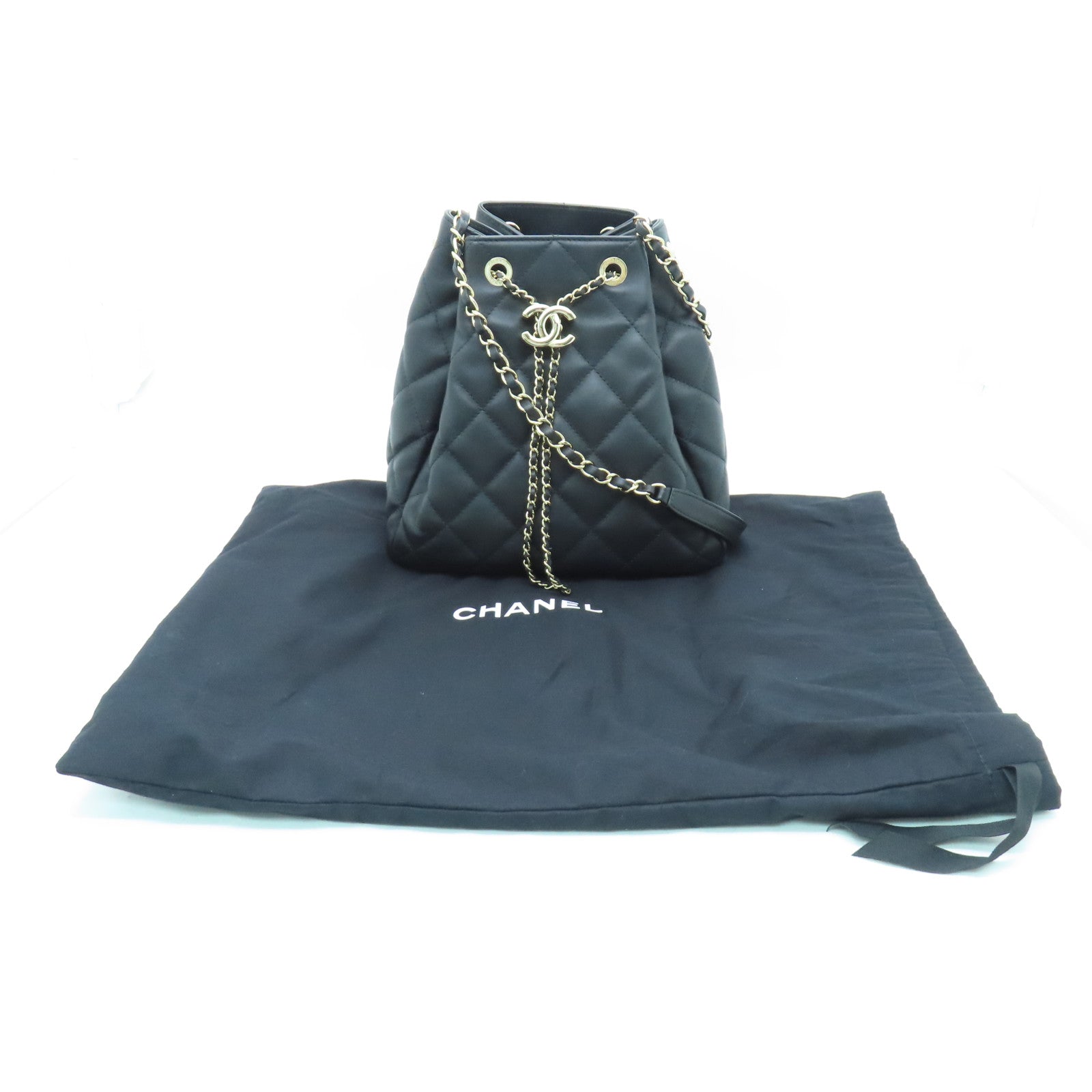CHANEL rhombic cowhide leather Shoulder Bag gold buckle shoulder bag black