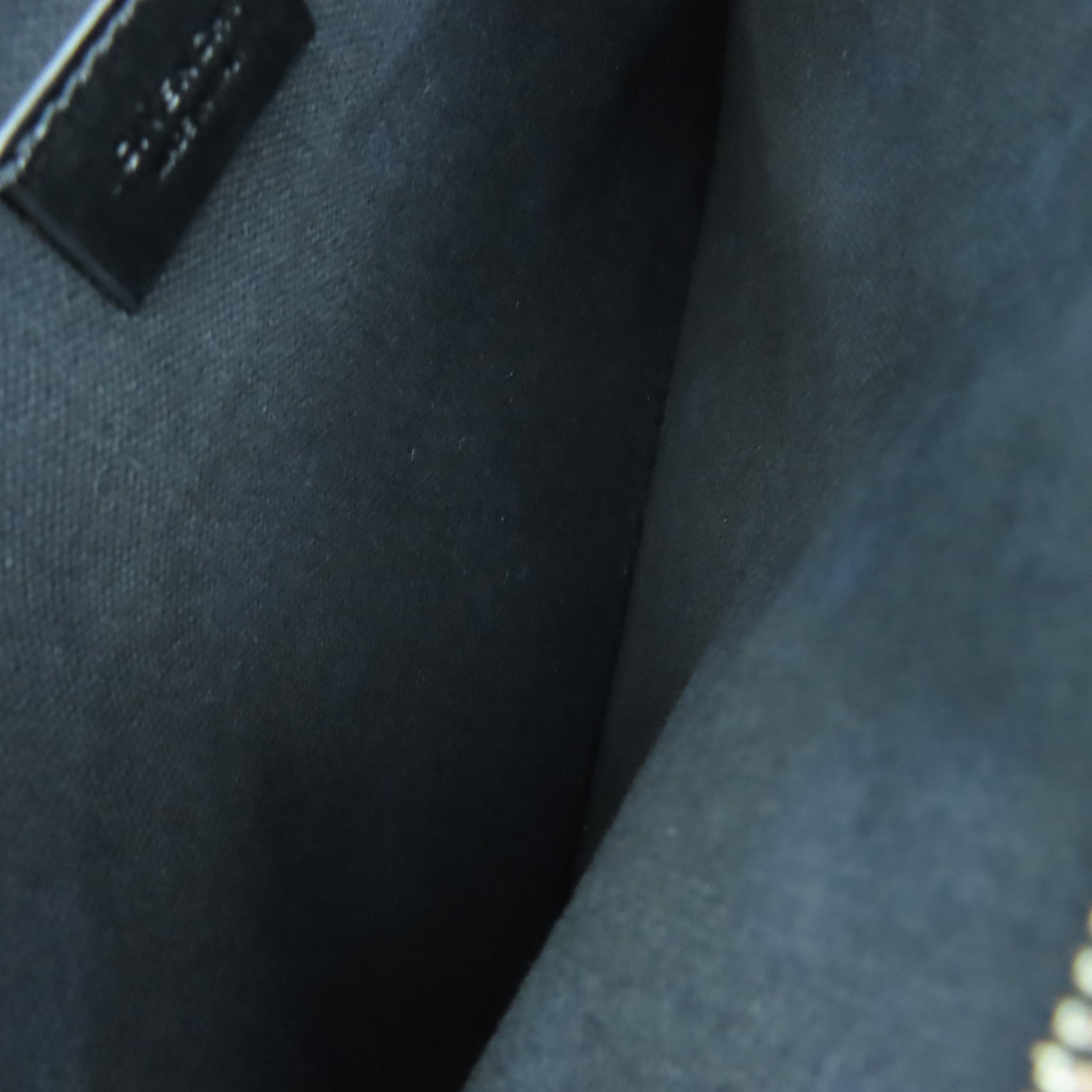 GIVENCHY 牛皮皮革Clutch銀扣手拿包黑色