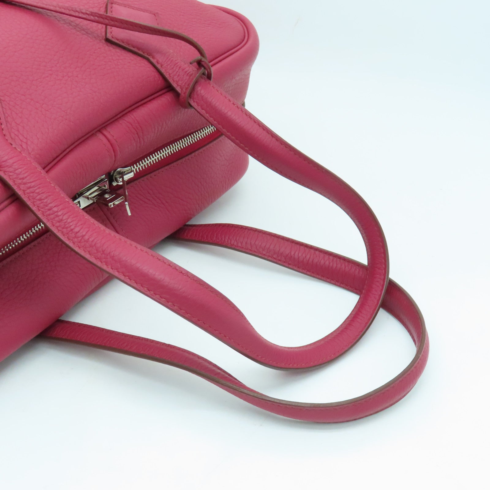 HERMES Clemence皮革Victoria银扣手挽袋Ruby酒红色