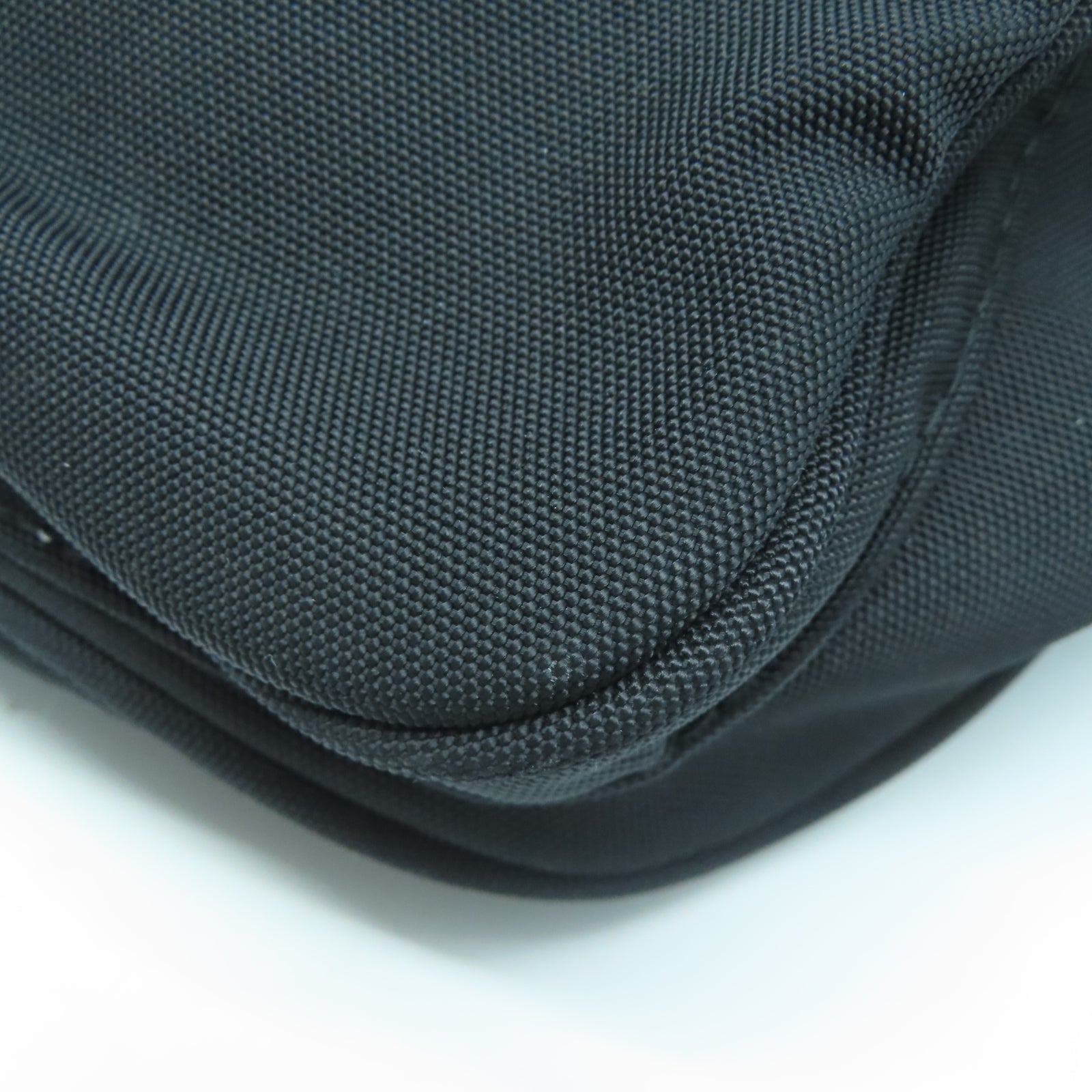 BALENCIAGA 【激減優惠】尼龍Waist Bag銀扣腰包黑色