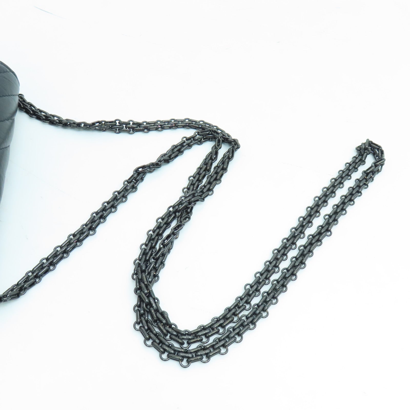 CHANEL 斜紋牛皮皮革2.55 Chain Shoulder鏈帶肩背袋黑色