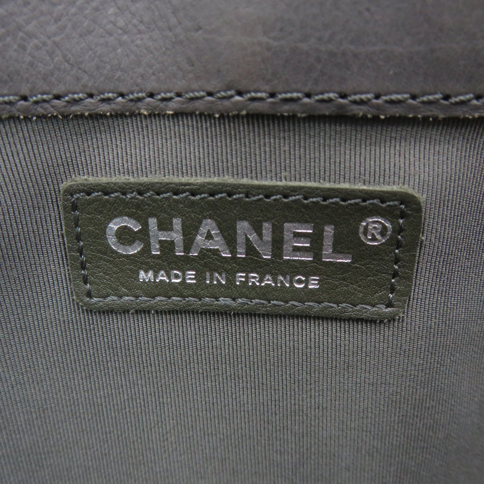 CHANEL 【激减优惠】牛皮皮革银扣Boy Chanel 28链带肩背袋灰色