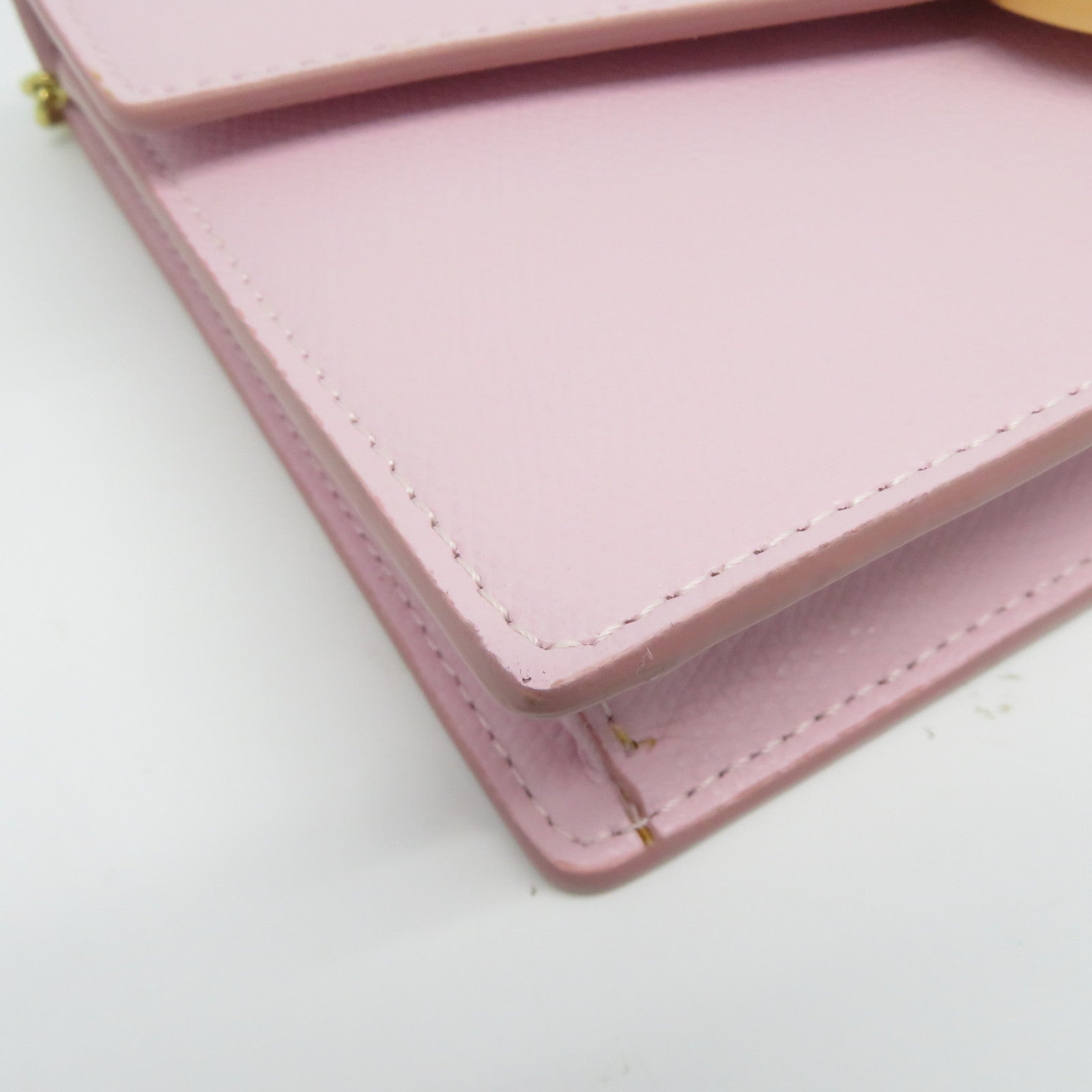 FENDI 牛皮皮革Wallet On Chain金扣肩背袋粉紅色