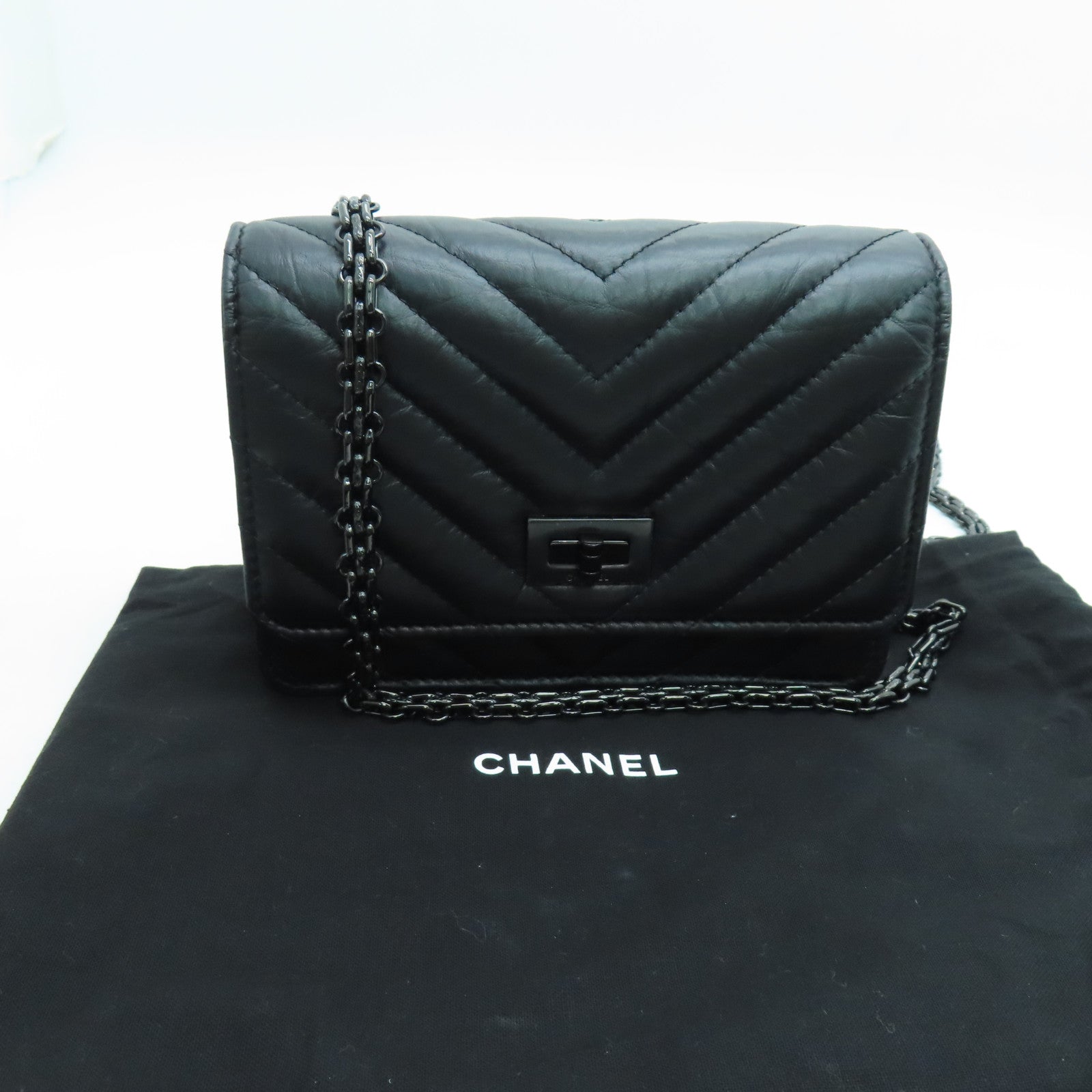 CHANEL 斜紋牛皮皮革2.55 Chain Shoulder鏈帶肩背袋黑色