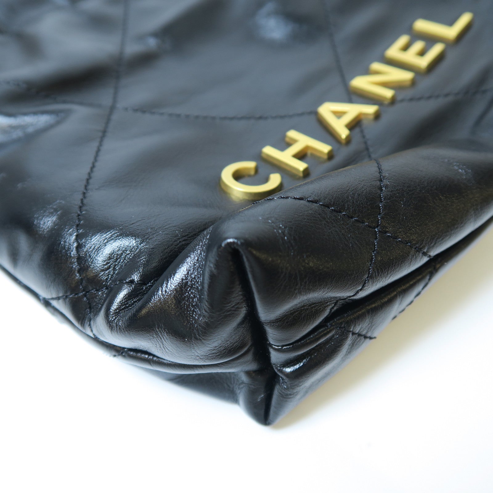 CHANEL 菱格牛皮皮革Mini 22金扣手挽肩背兩用袋黑色