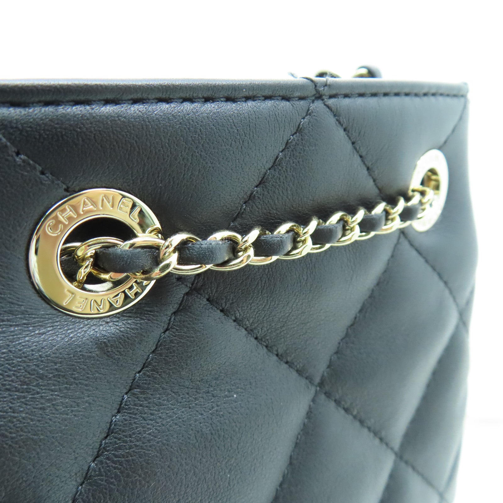 CHANEL rhombic cowhide leather Shoulder Bag gold buckle shoulder bag black