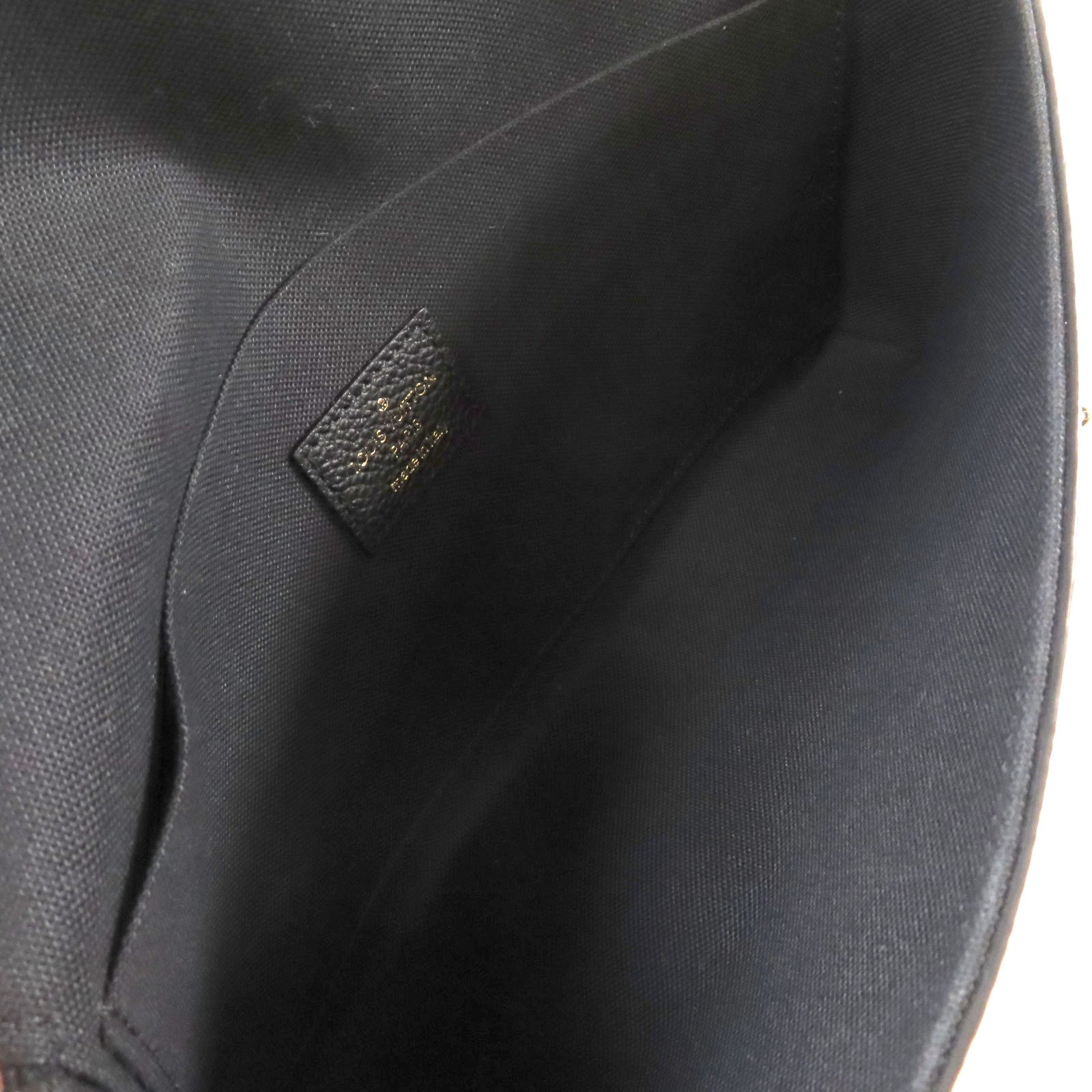 LOUIS VUITTON Monogram Empreinte Felicie Pochette Shoulder Bag金扣鏈帶肩背袋黑色