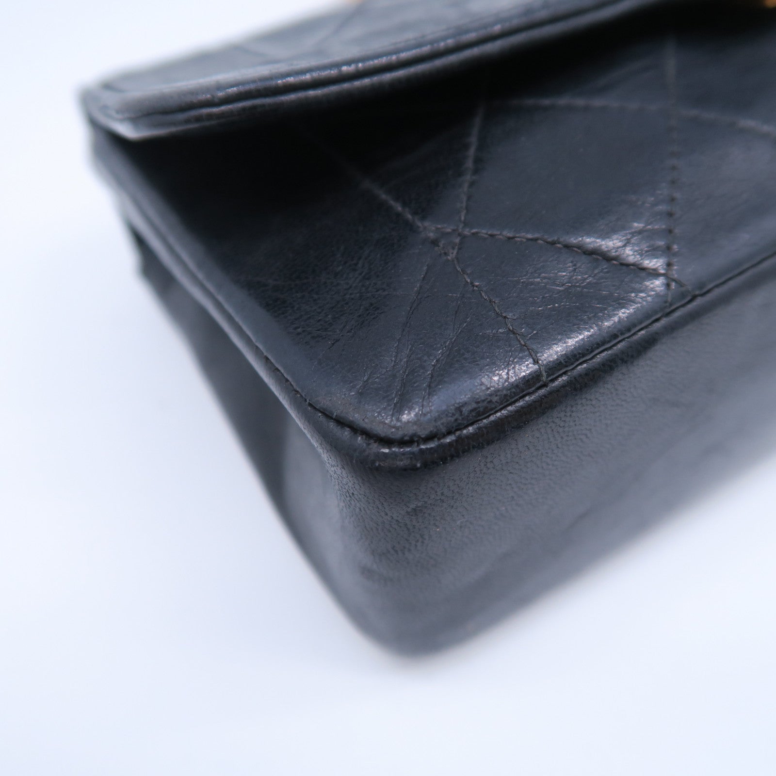 CHANEL 菱格羊皮皮革Chain Shoulder Bag金扣肩背袋黑色