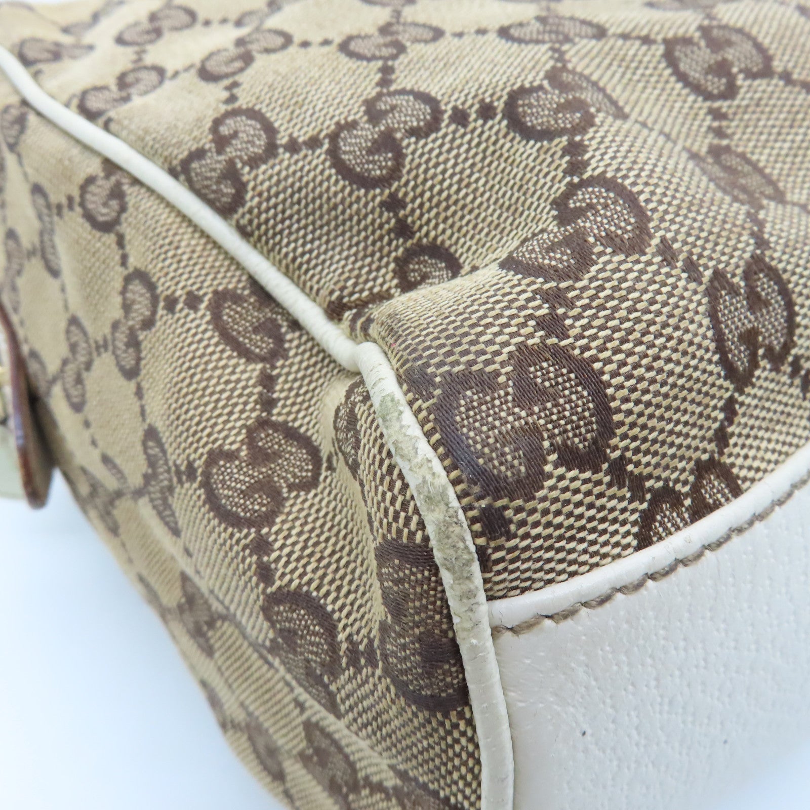 GUCCI 帆布Shoulder Bag金扣肩背袋啡色