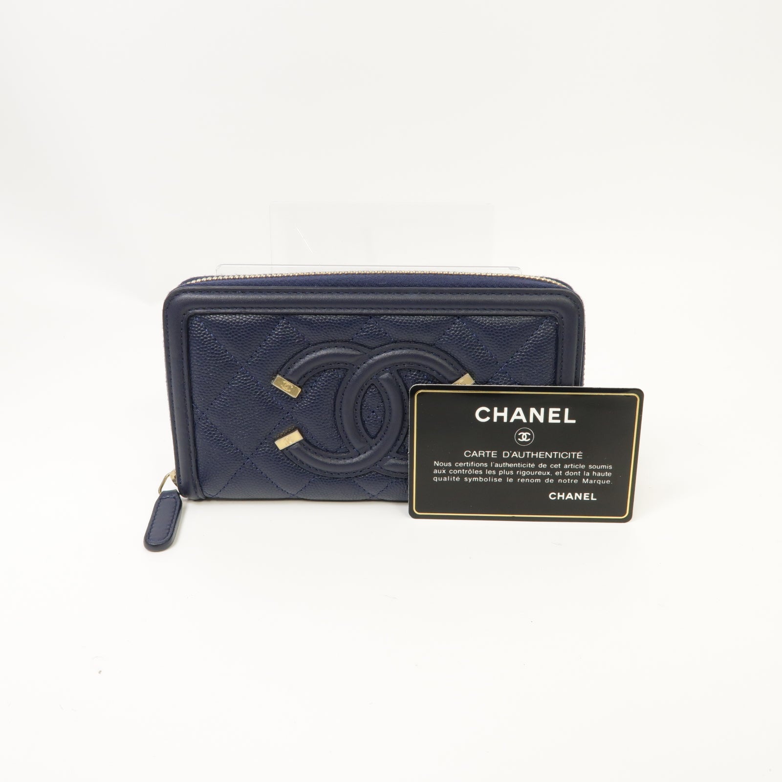 CHANEL 菱格Caviar皮革Zipped Wallet金扣錢包深藍色