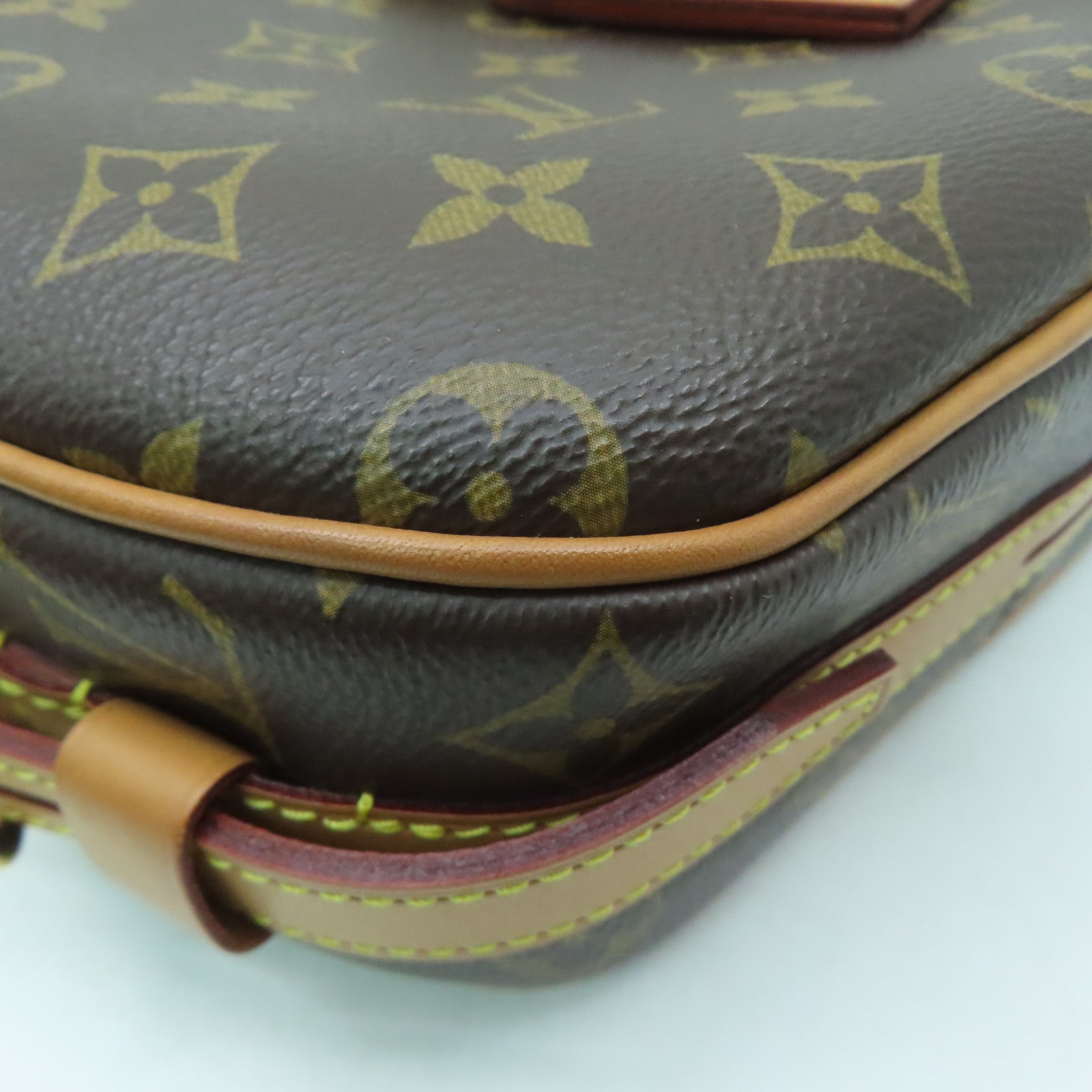 LOUIS VUITTON Monogram Boite Chapeau Souple MM金扣肩背袋啡色