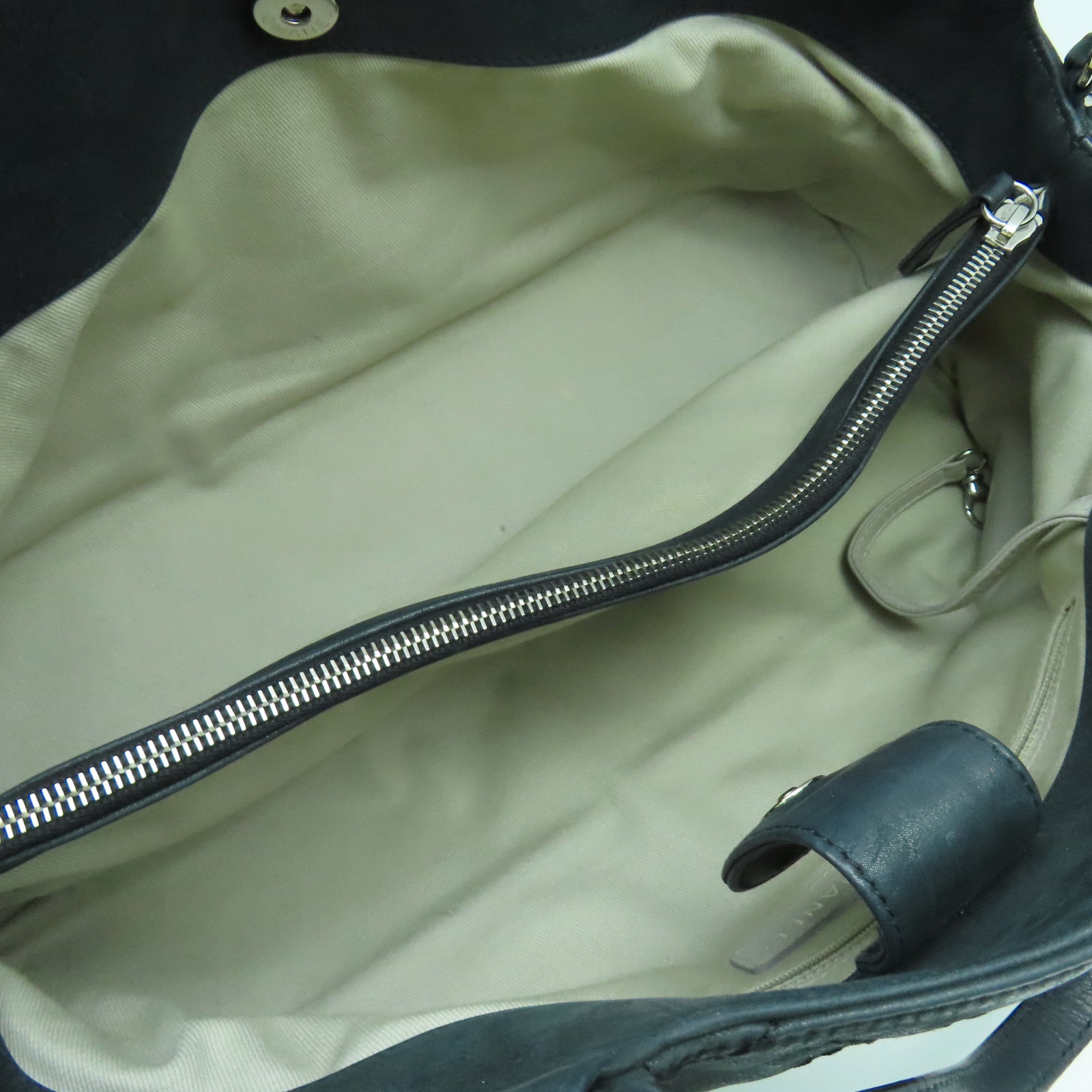 CHANEL 菱格牛皮皮革Shoulder Bag銀扣手挽肩背兩用袋黑色