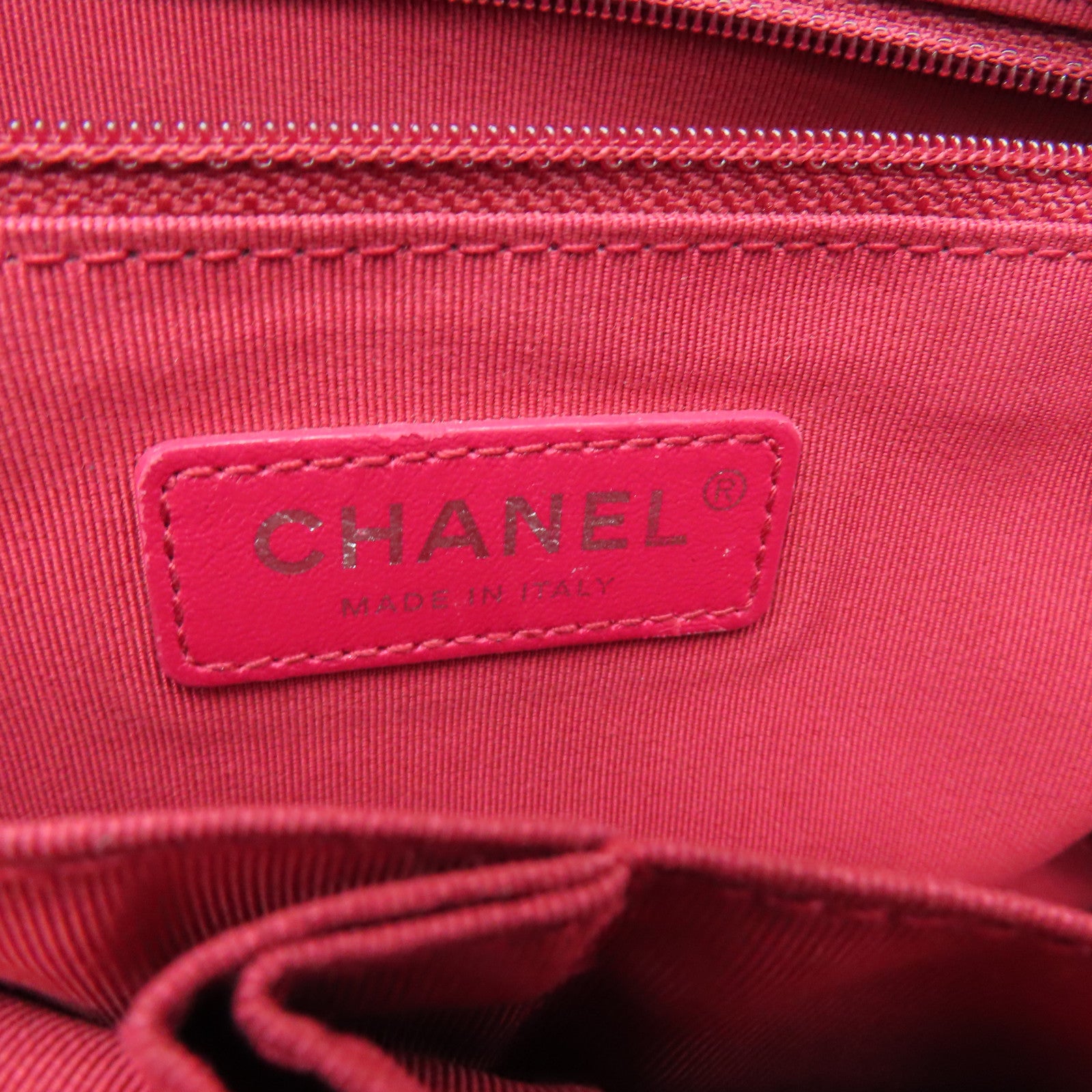 CHANEL 【激減優惠】菱格牛皮皮革Gabrielle Large金扣/銀扣鏈帶肩背袋黑色