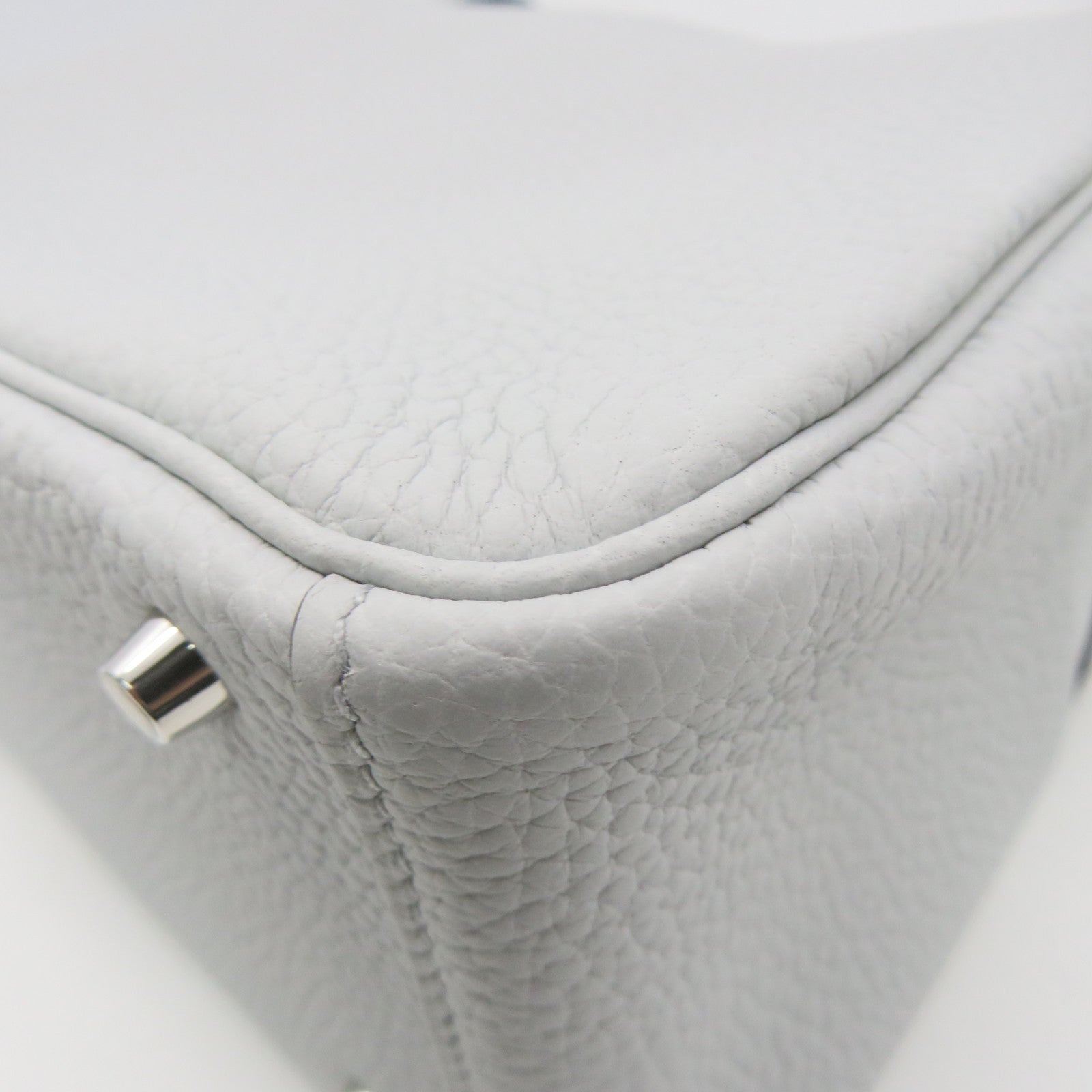 HERMES Clemence皮革Mini Lindy银扣肩背袋浅蓝