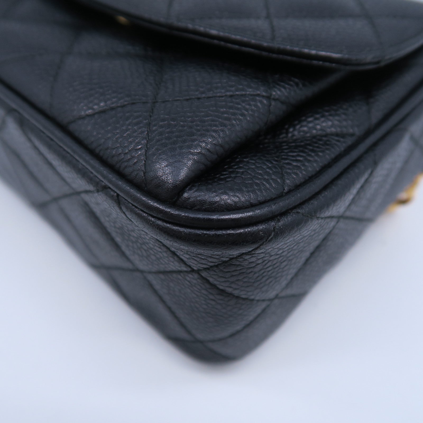 CHANEL 菱格牛皮皮革Chain Shoulder Bag金扣鏈帶肩背袋黑色