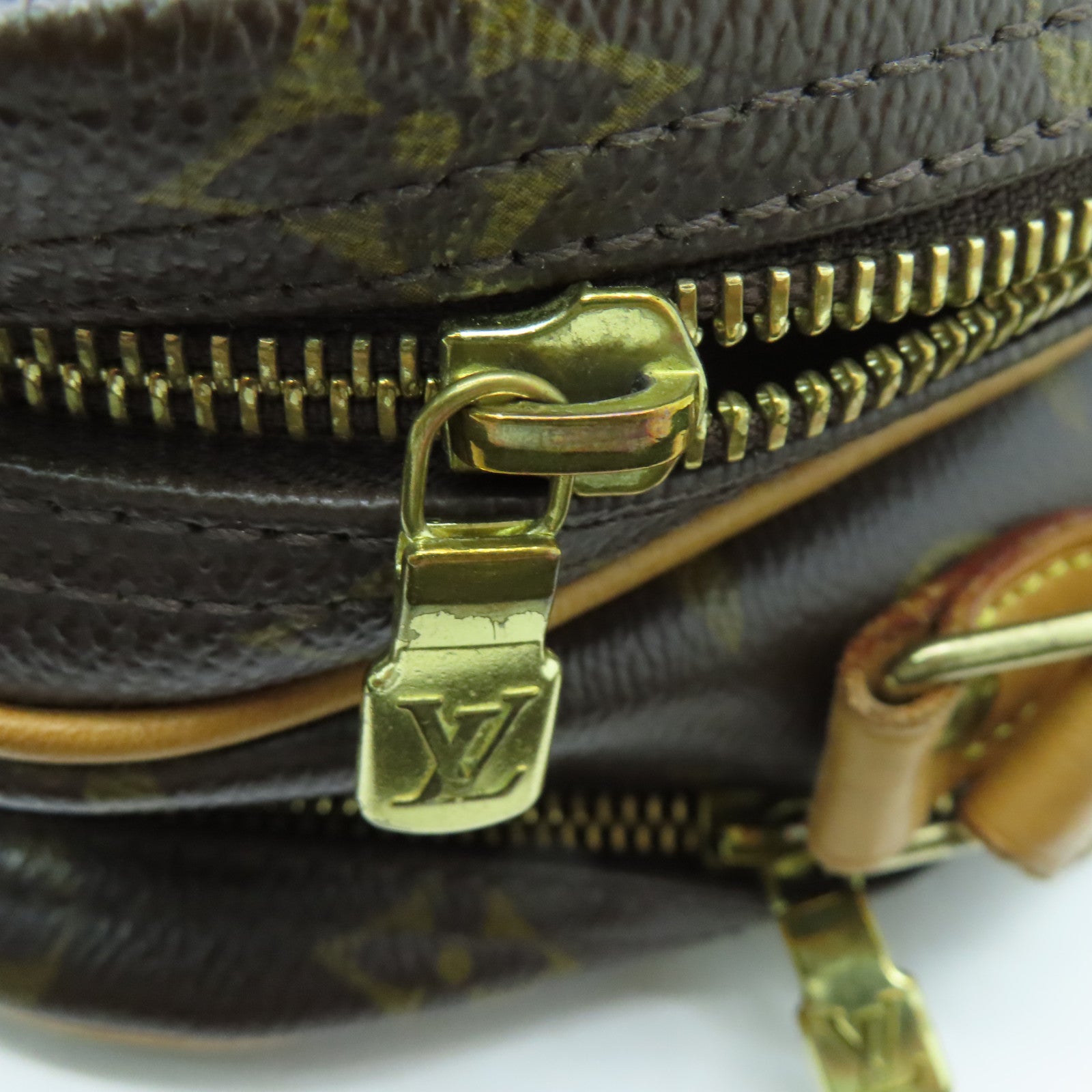 LOUIS VUITTON Monogram Reporter Gold Buckle Shoulder Bag Brown