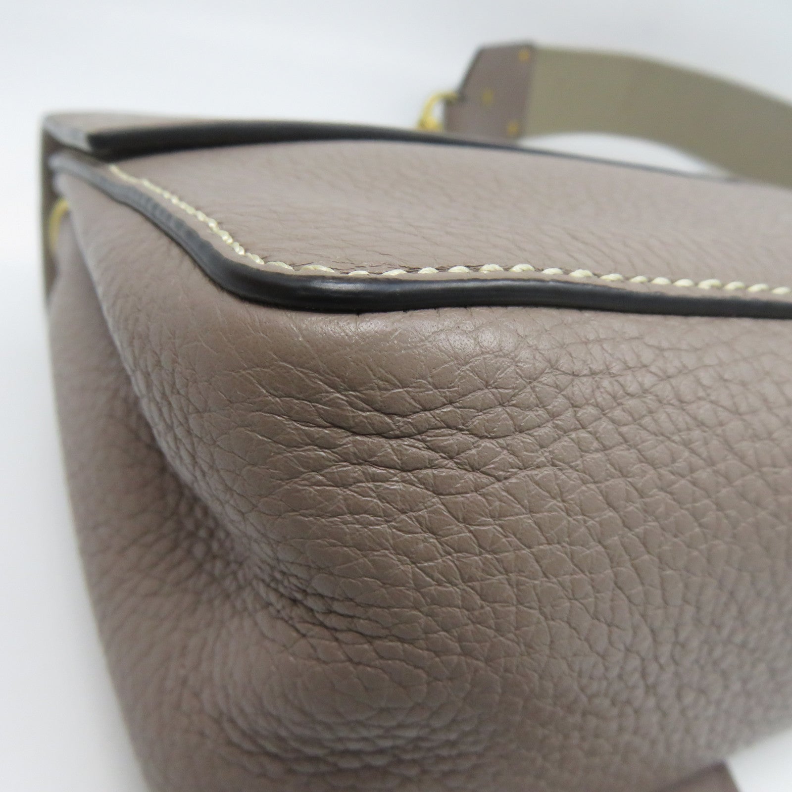 Valentino 牛皮皮革2 Way Shoulder金扣手挽肩背兩用袋灰色