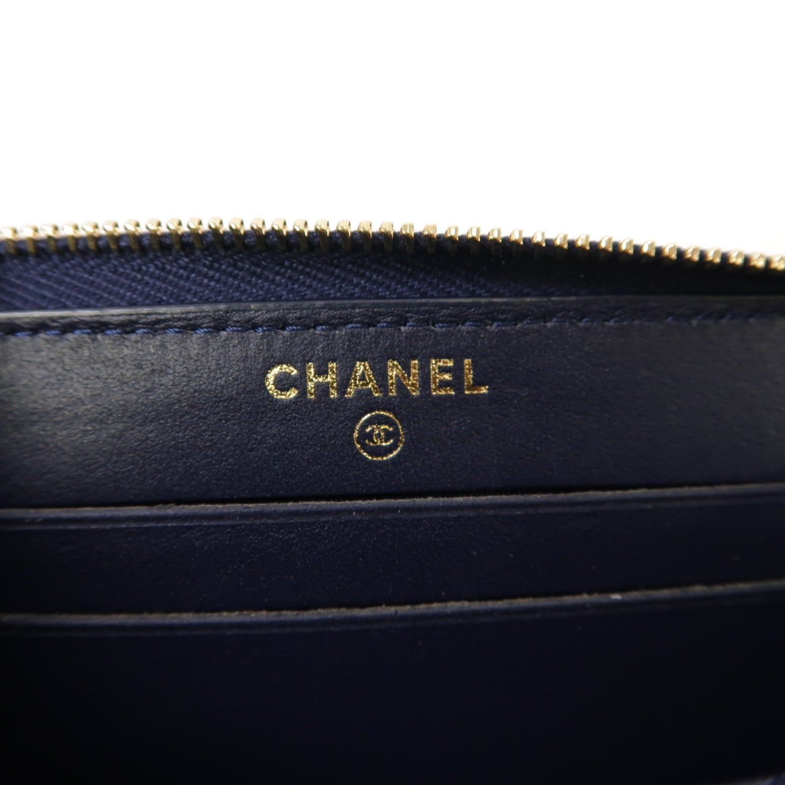 CHANEL 菱格Caviar皮革Zipped Wallet金扣錢包深藍色