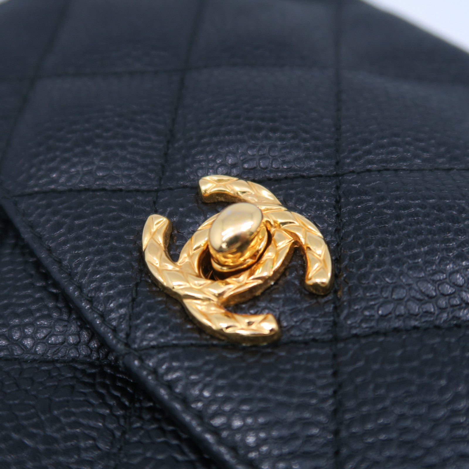 CHANEL 菱格牛皮皮革Chain Shoulder Bag金扣鏈帶肩背袋黑色