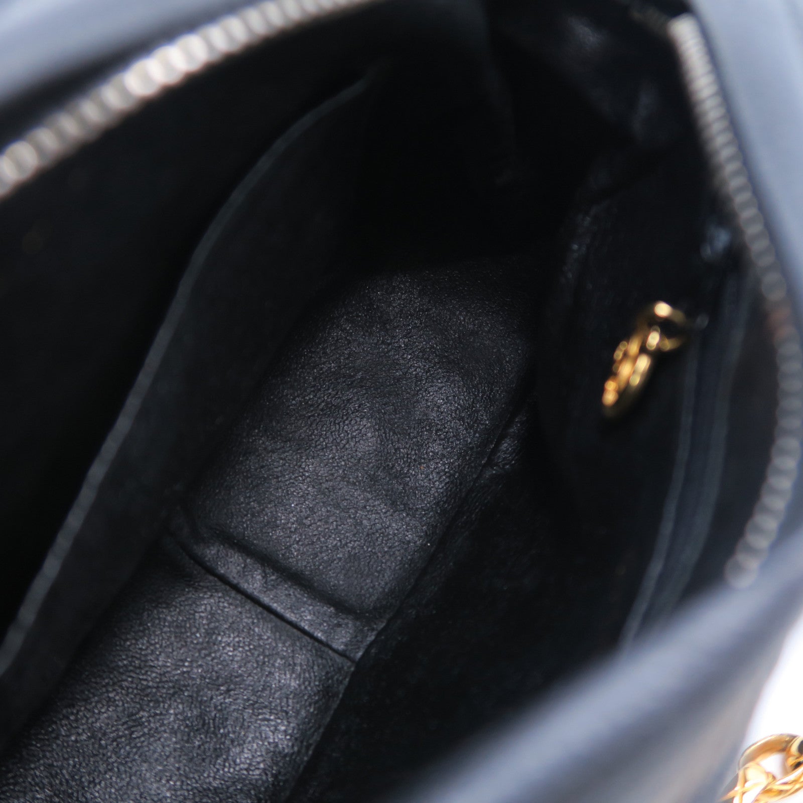 CHANEL 菱格牛皮皮革Chain Shoulder Bag金扣鏈帶肩背袋黑色